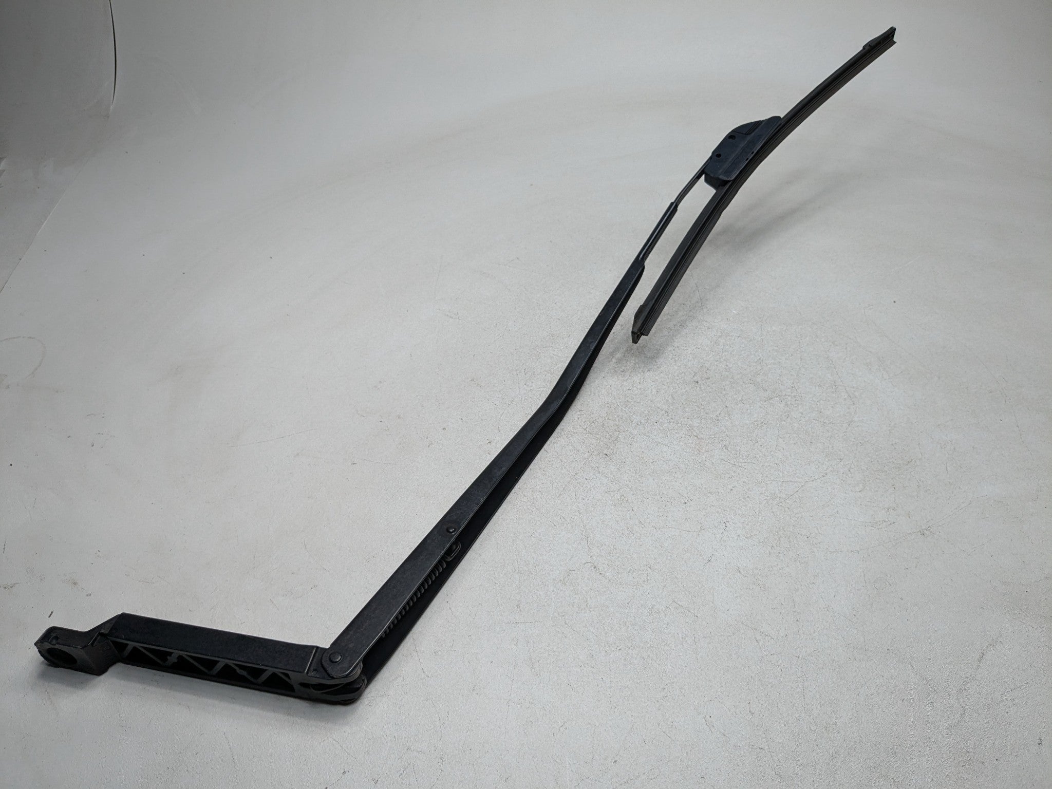 04 - 08 ACURA TSX OEM WINDSHIELD WIPER ARM WITH BLADE FRONT RIGHT PASSENGER SIDE