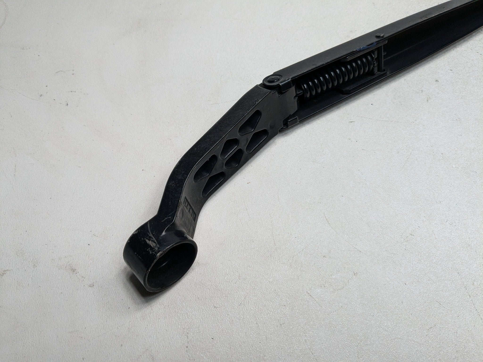 2004 - 2008 ACURA TSX OEM WINDSHIELD WIPER ARM WITH BLADE FRONT LEFT DRIVER SIDE