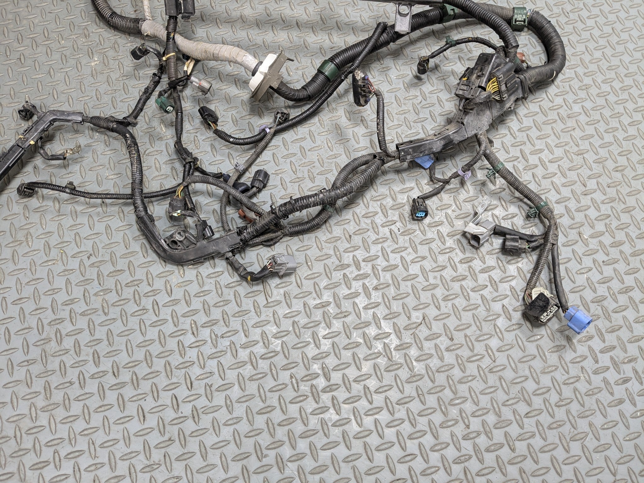 2004 - 2008 ACURA TSX OEM INTERIOR ENGINE WIRE HARNESS CABLE AND CONNECTOR
