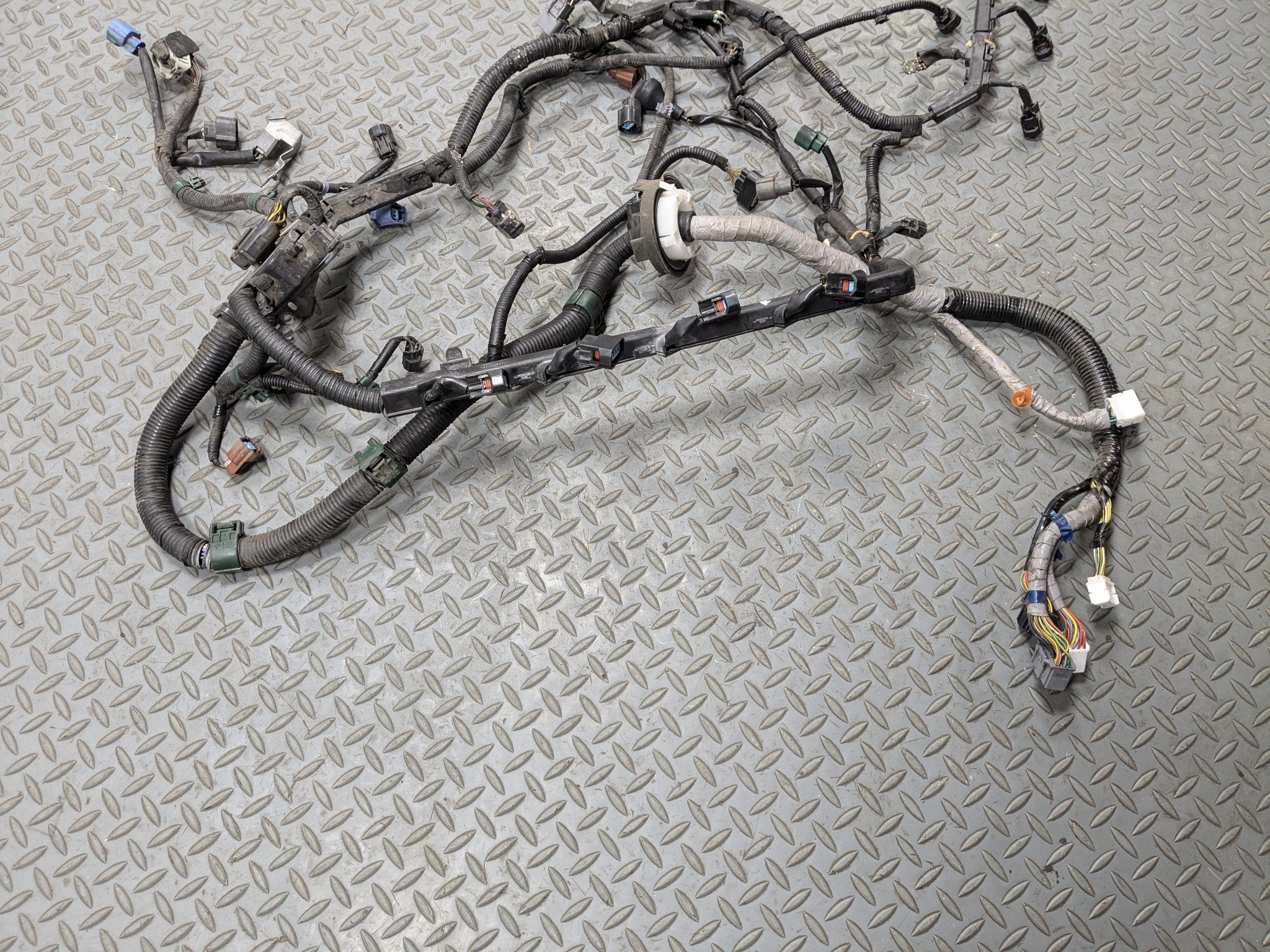 2004 - 2008 ACURA TSX OEM INTERIOR ENGINE WIRE HARNESS CABLE AND CONNECTOR