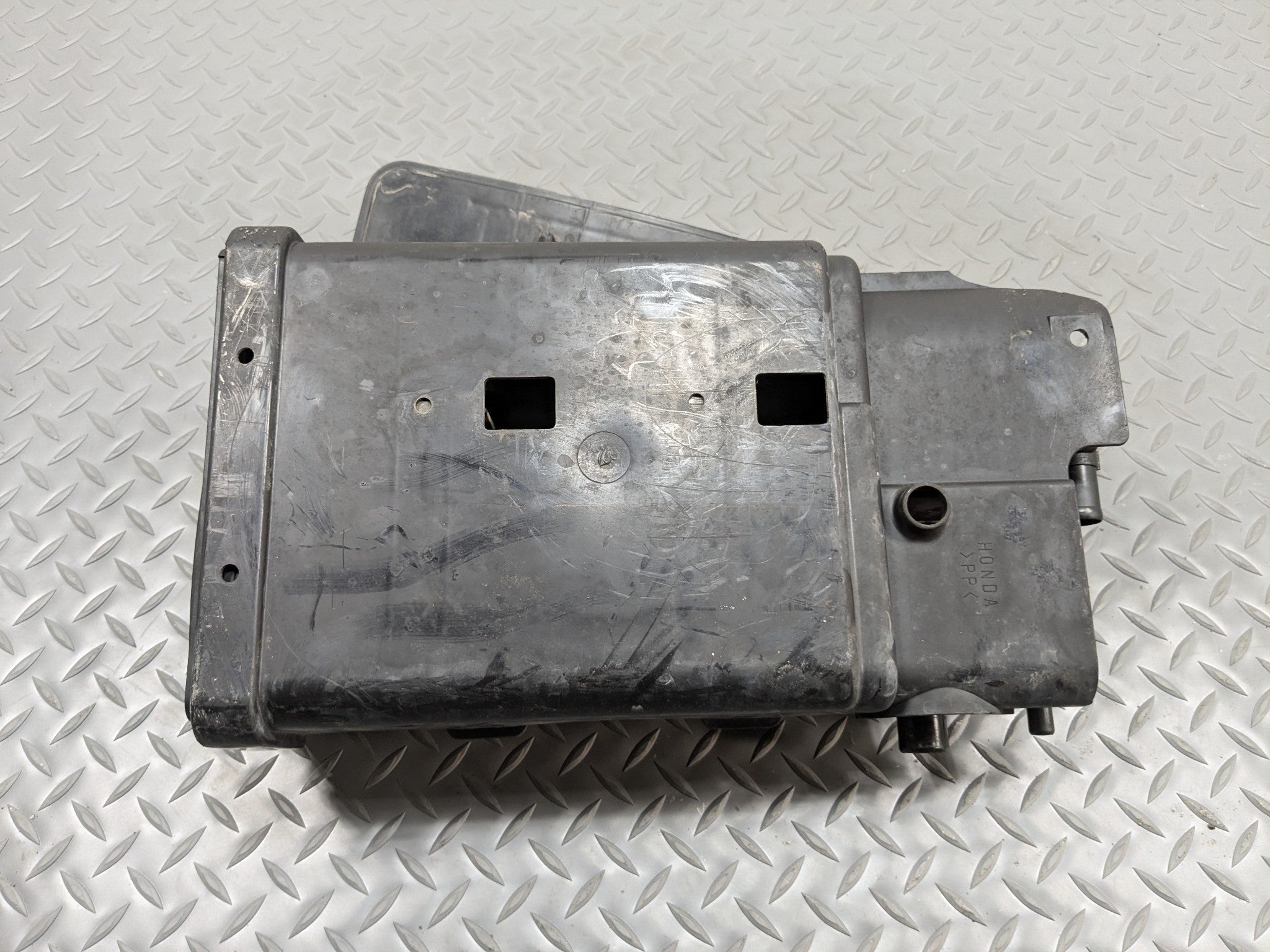2004 - 2008 ACURA TSX OEM FUEL VAPOR GAS CHARCOAL EVAPORATOR CANISTER