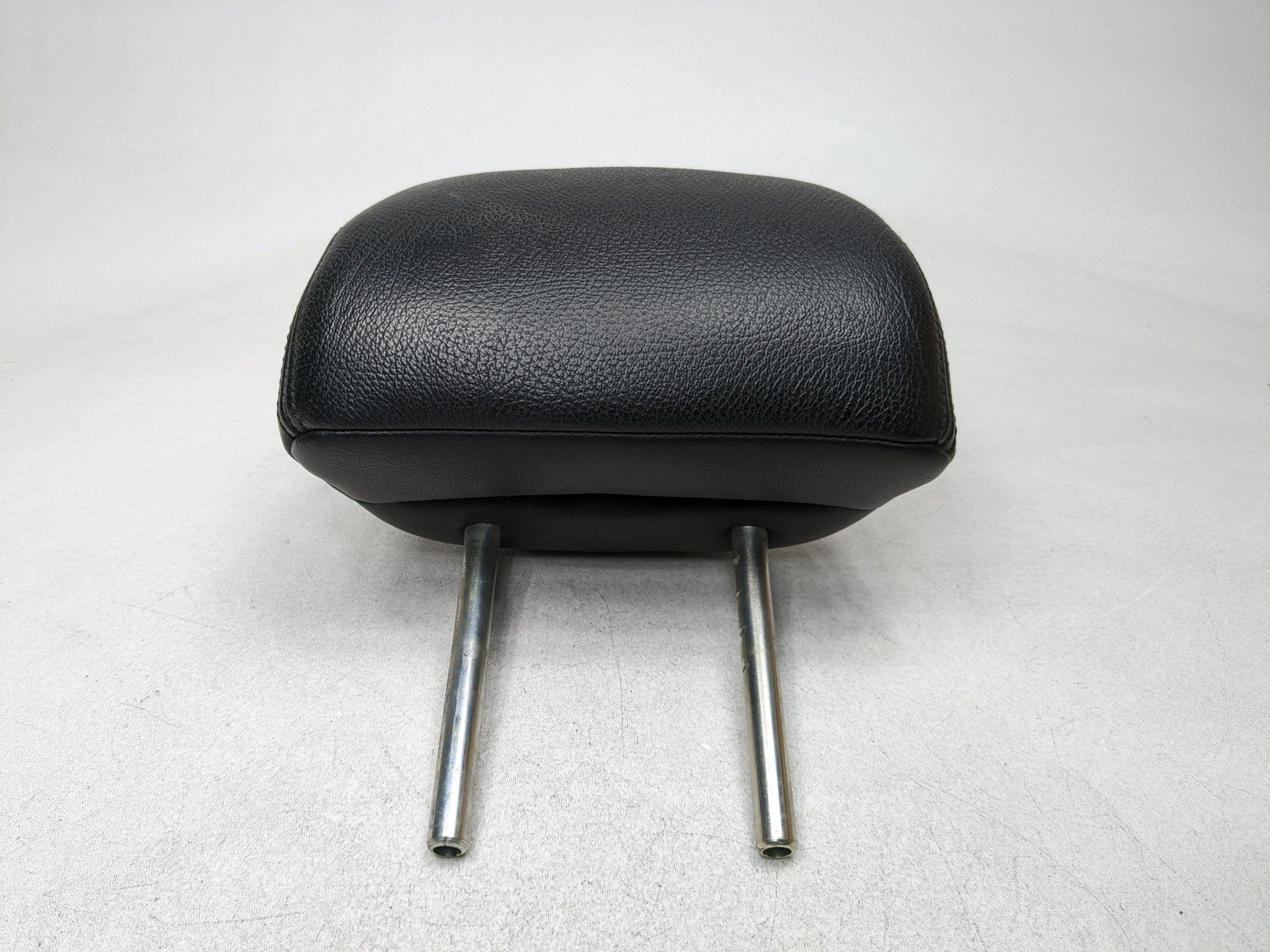2004 - 2008 ACURA TSX OEM HEADREST REAR RIGHT PASSENGER SIDE BLACK LEATHER