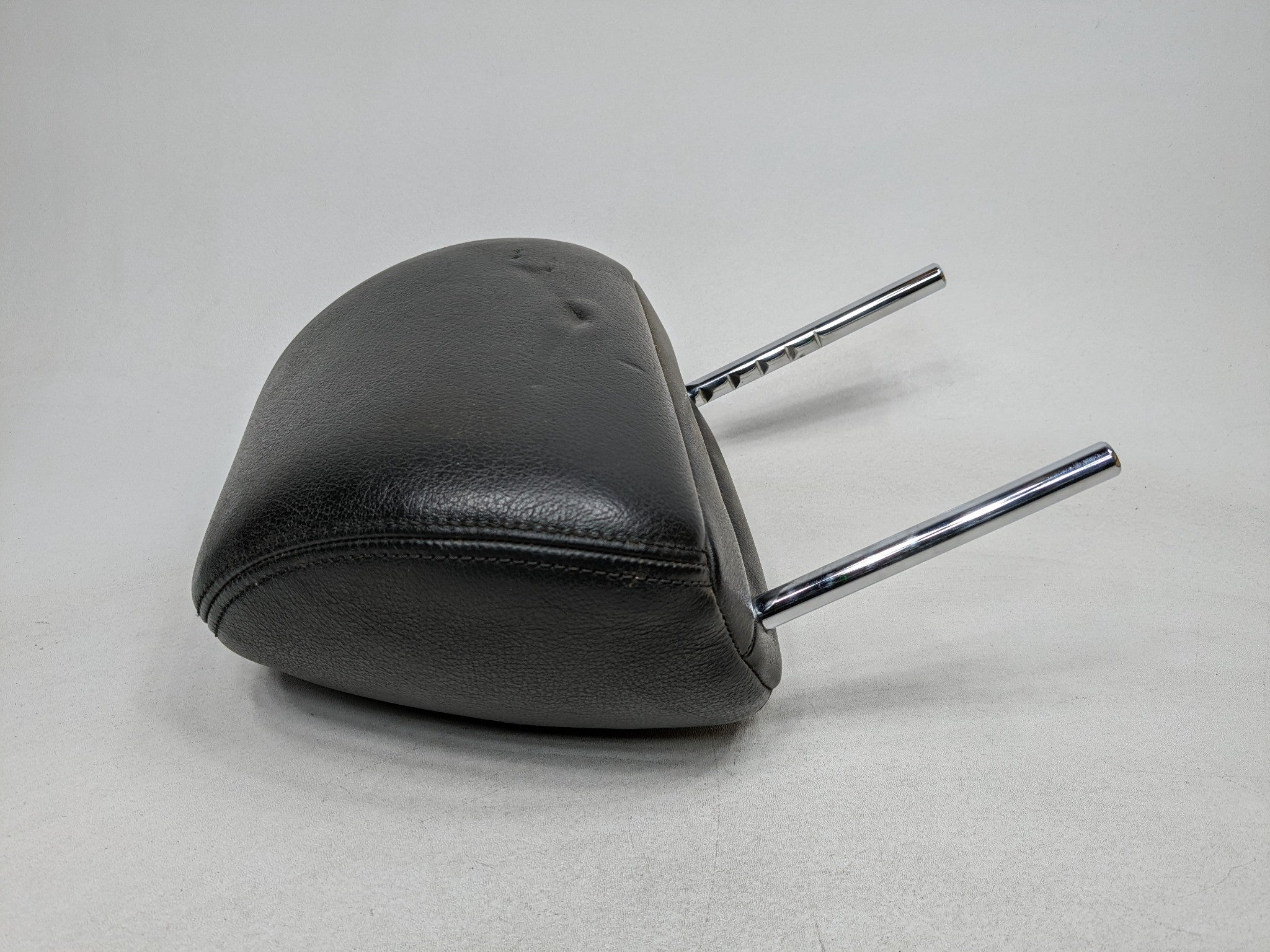 2004 - 2008 ACURA TSX OEM SEAT HEADREST BLACK LEATHER FRONT LEFT DRIVER SIDE