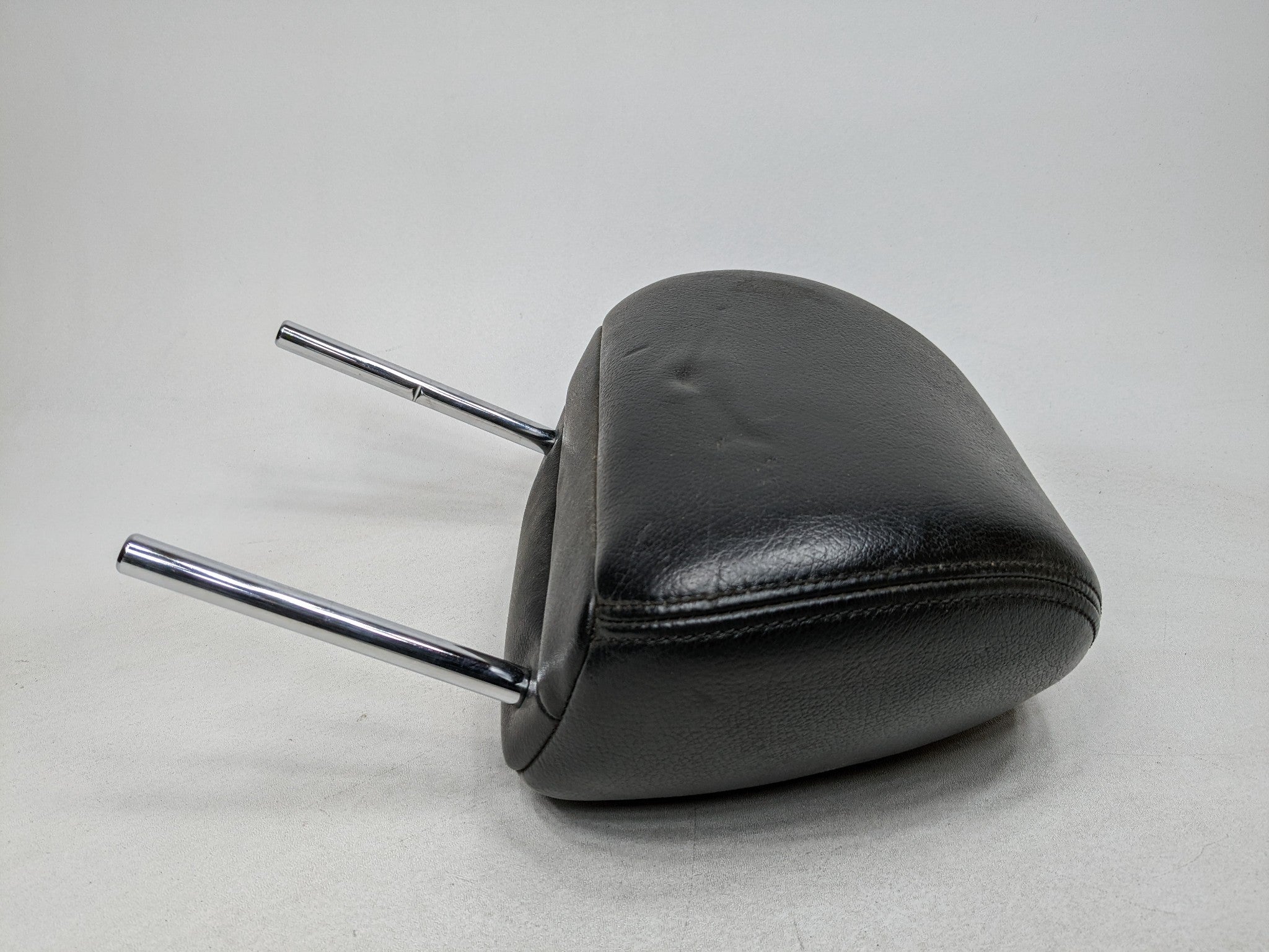 2004 - 2008 ACURA TSX OEM SEAT HEADREST BLACK LEATHER FRONT LEFT DRIVER SIDE