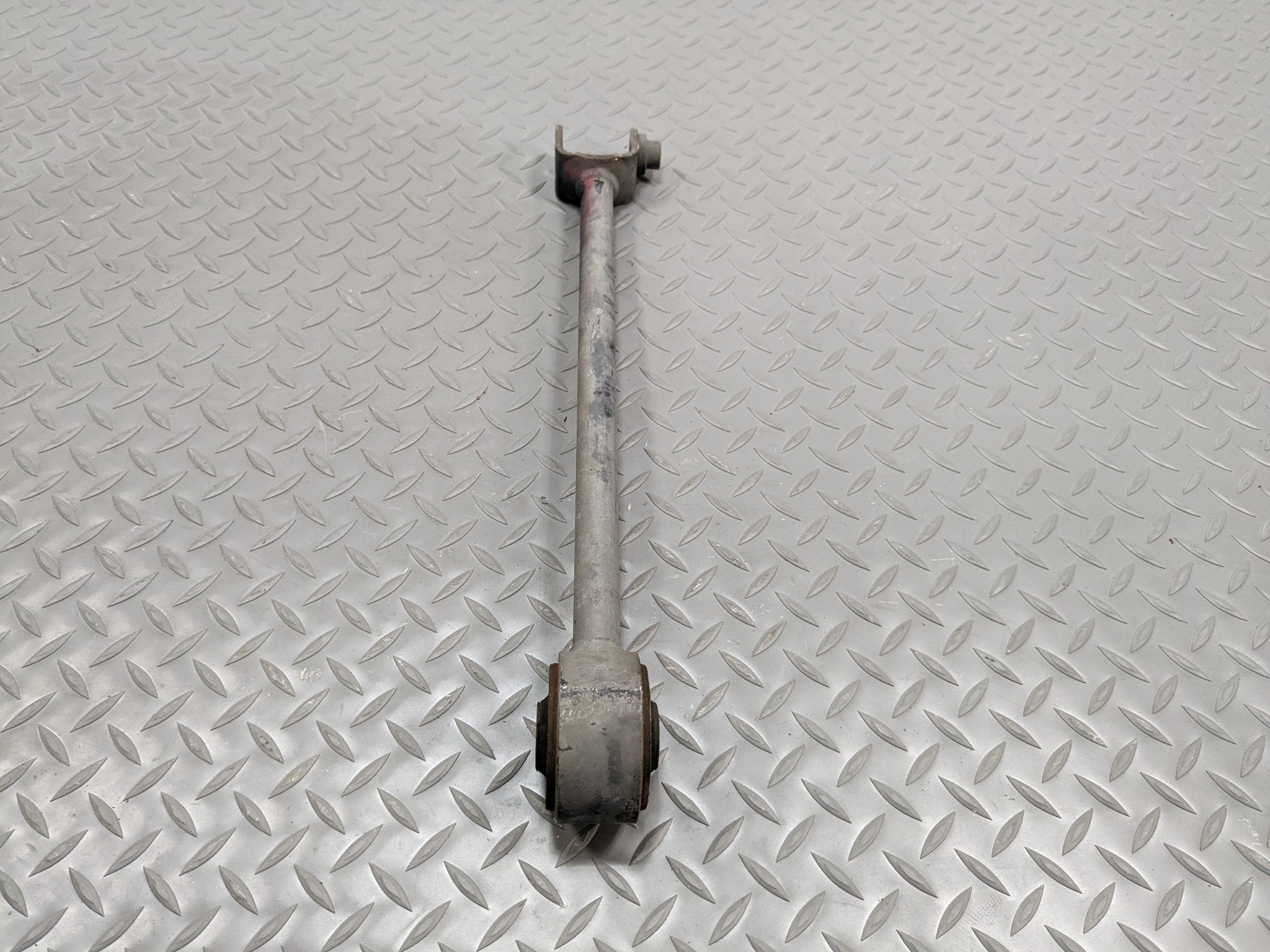 2004 - 2008 ACURA TSX OEM UPPER CONTROL ARM REAR RIGHT PASSENGER SIDE