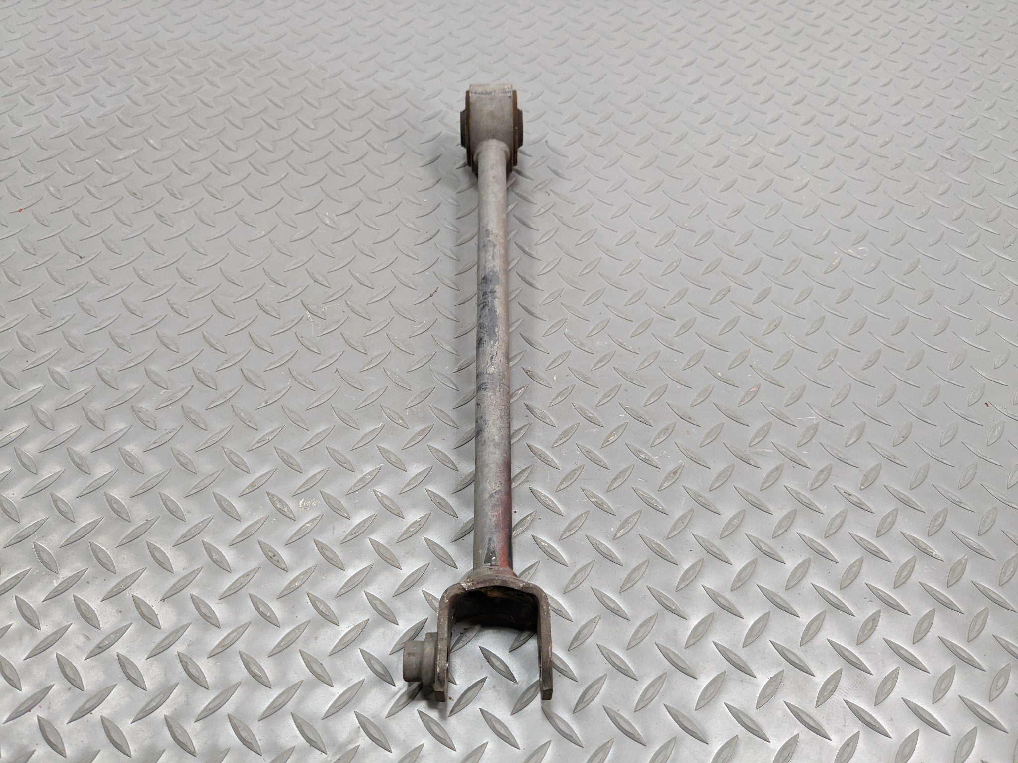 2004 - 2008 ACURA TSX OEM UPPER CONTROL ARM REAR RIGHT PASSENGER SIDE