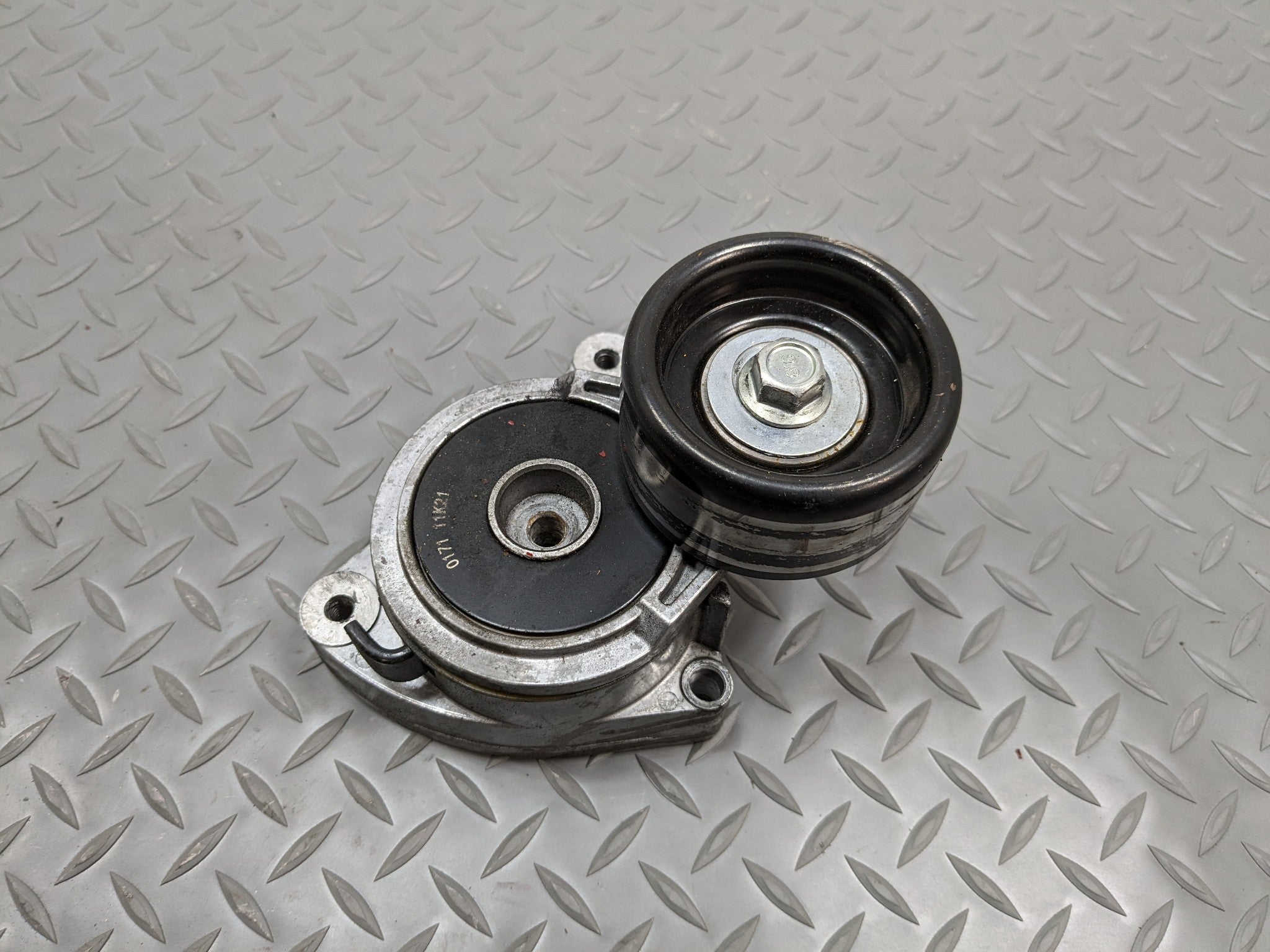 2004 - 2008 ACURA TSX OEM 2.4L 4 CYLINDER GAS ENGINE BELT TENSIONER