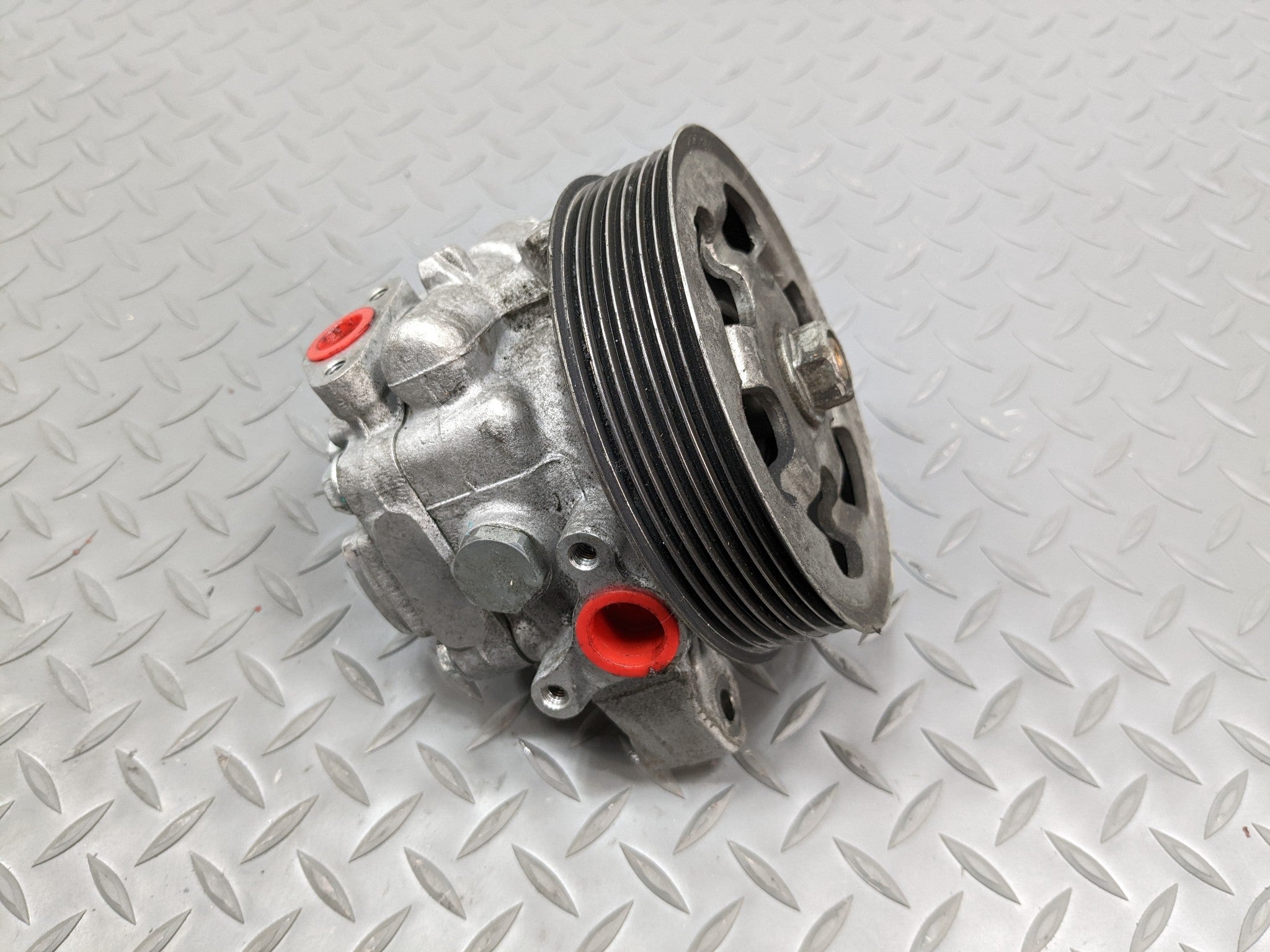 2004 - 2008 ACURA TSX OEM 2.4L 4 CYLINDER POWER STEERING PUMP MOTOR ASSEMBLY