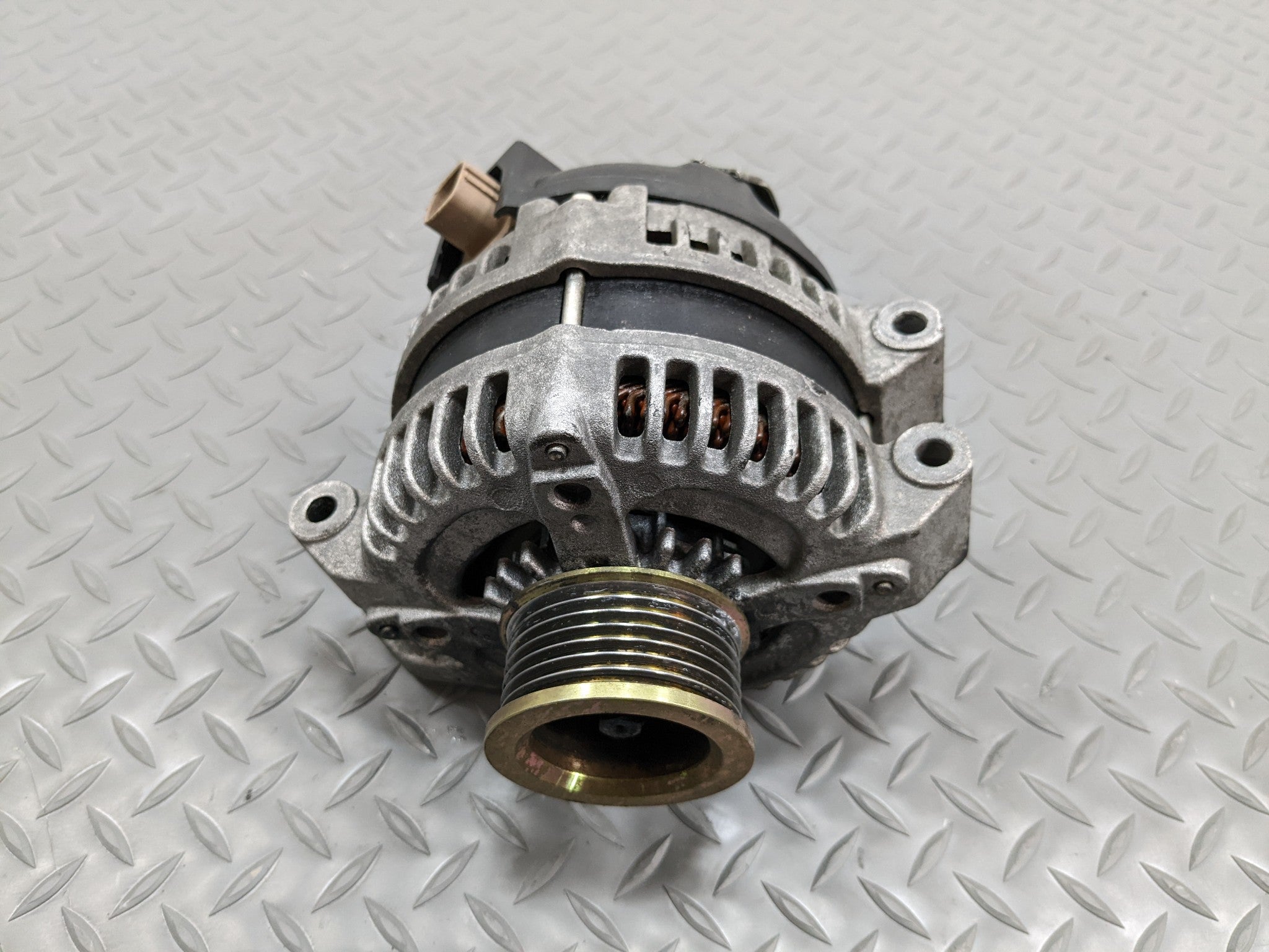 2004 - 2008 ACURA TSX OEM 2.4L ALTERNATOR POWER GENERATOR ENGINE MOTOR