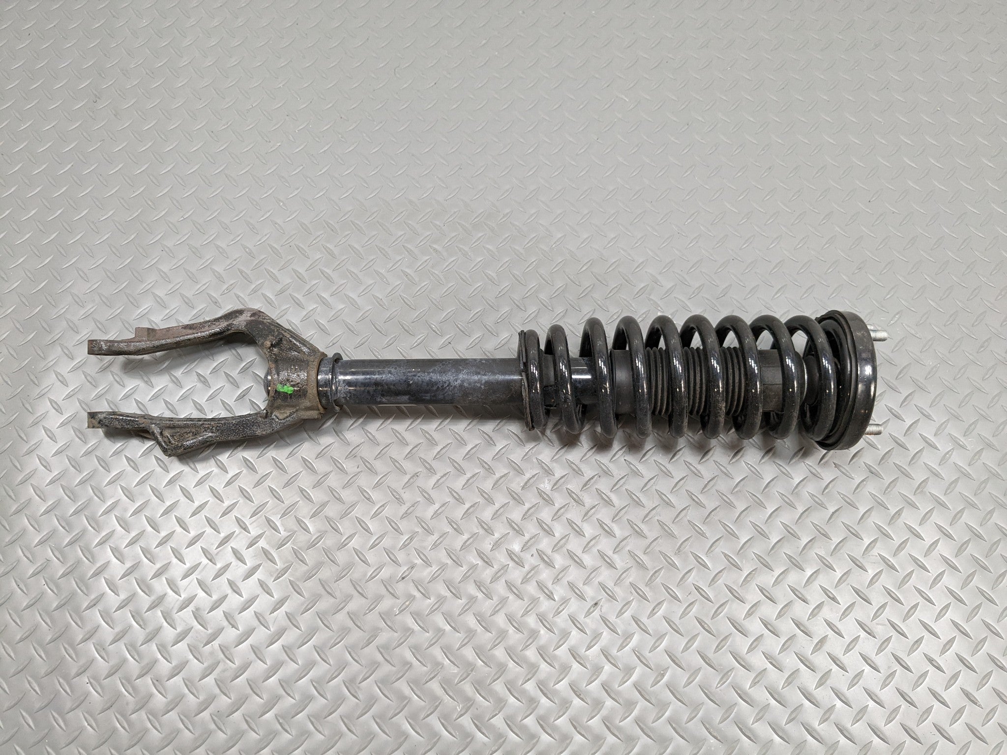 2004 - 2008 ACURA TSX OEM SHOCK ABSORBER STRUT SPRING ASSEMBLY FRONT LEFT SIDE