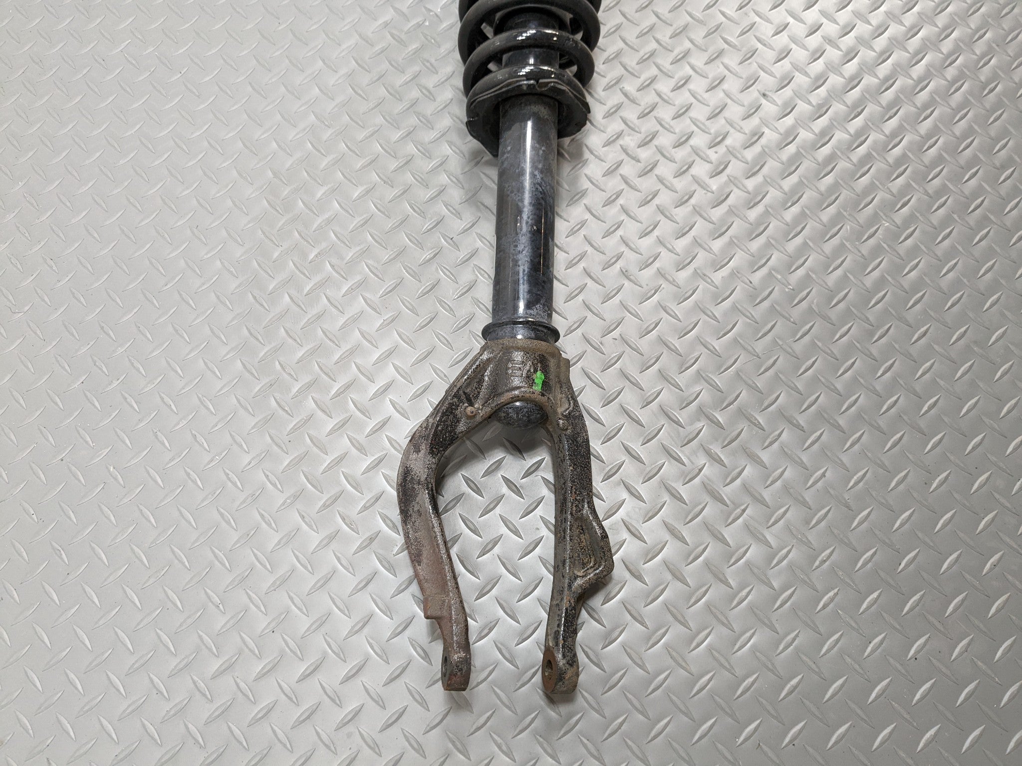 2004 - 2008 ACURA TSX OEM SHOCK ABSORBER STRUT SPRING ASSEMBLY FRONT LEFT SIDE