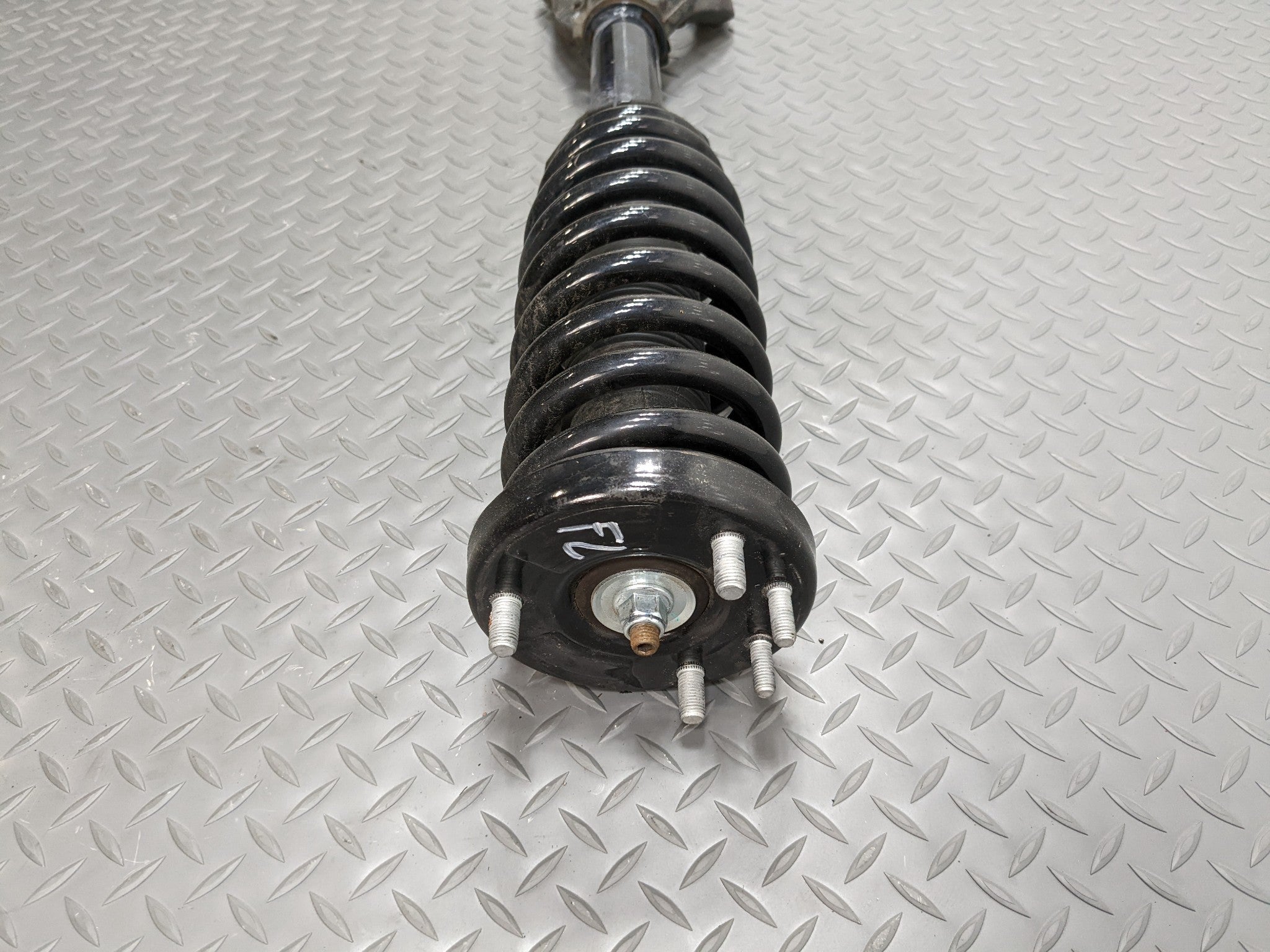 2004 - 2008 ACURA TSX OEM SHOCK ABSORBER STRUT SPRING ASSEMBLY FRONT LEFT SIDE