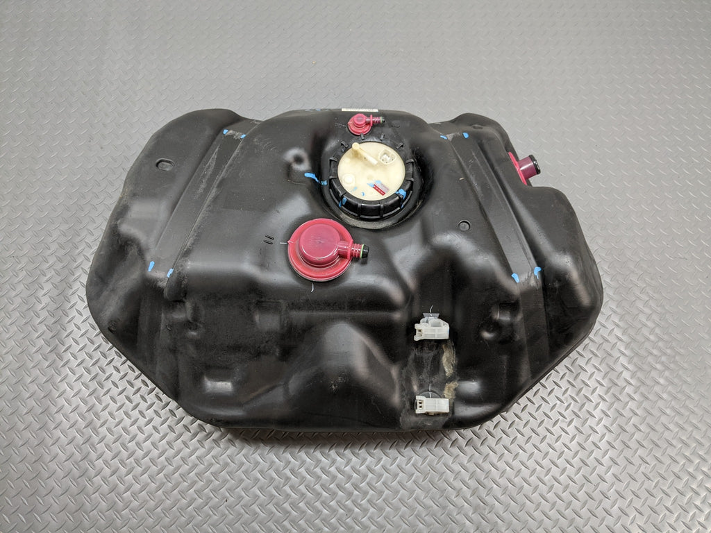2004 - 2008 ACURA TSX OEM GASOLINE FUEL TANK RESERVIOR ASSEMBLY 2.4L