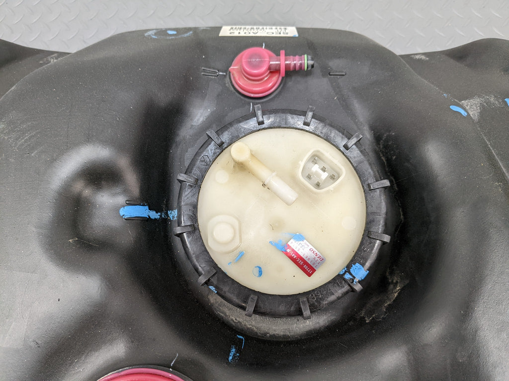 2004 - 2008 ACURA TSX OEM GASOLINE FUEL TANK RESERVIOR ASSEMBLY 2.4L