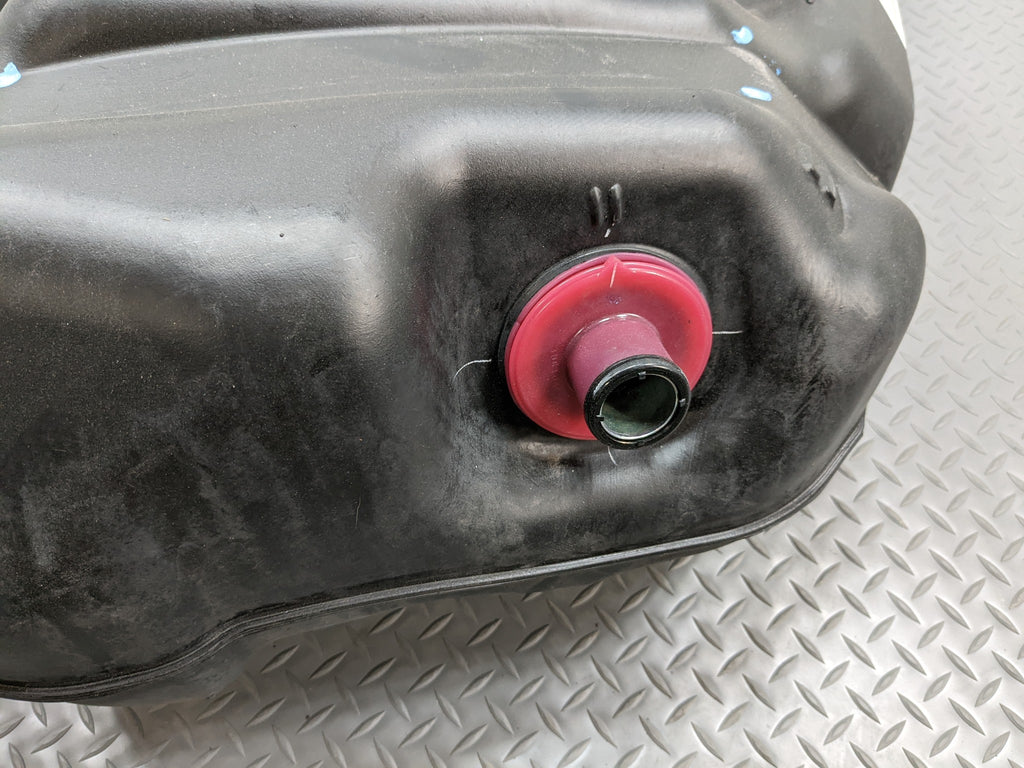2004 - 2008 ACURA TSX OEM GASOLINE FUEL TANK RESERVIOR ASSEMBLY 2.4L