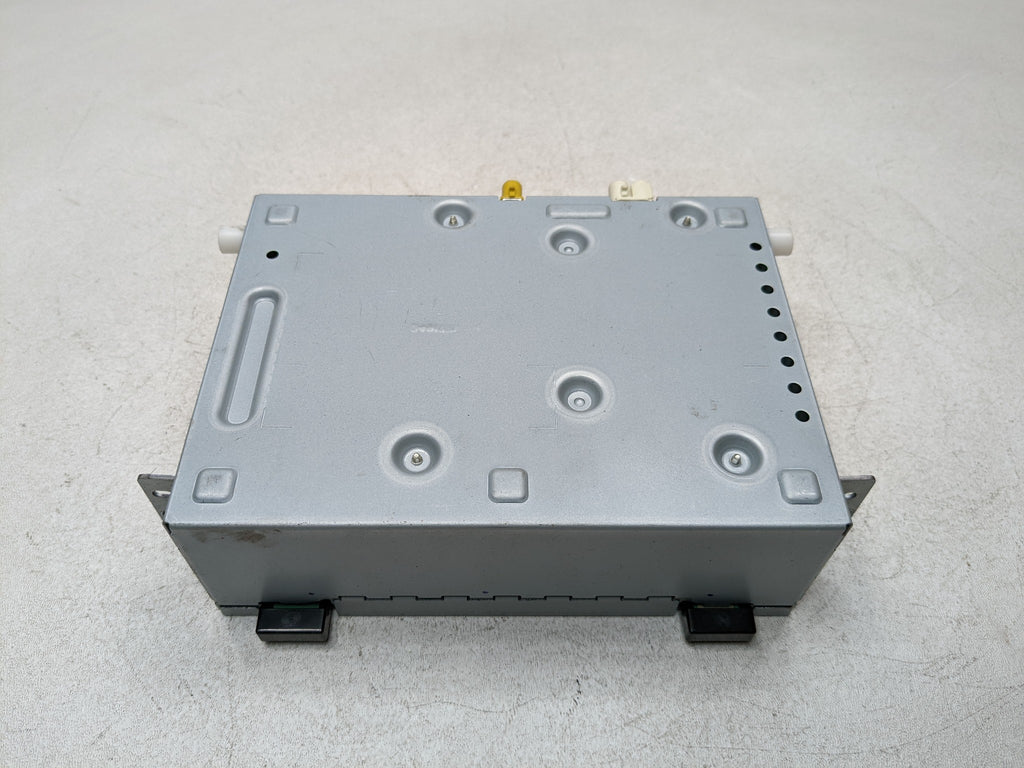 2015 - 2019 JAGUAR XF-S OEM REAR AUDIO STEREO RECEIVER CONTROL MODULE