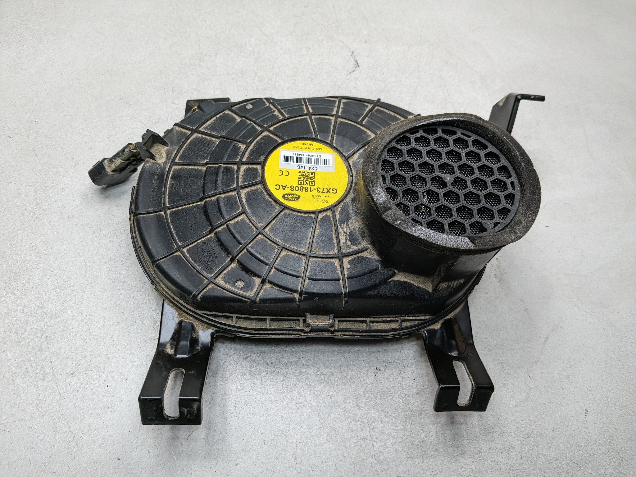 15 - 19 JAGUAR XF-S OEM FRONT REAR DOOR AUDIO SYSTEM SPEAKERS SET WITH SUBWOOFER