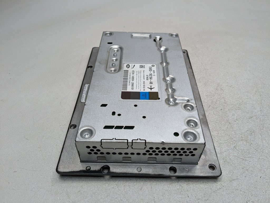 2015 - 2019 JAGUAR XF OEM RADIO STEREO AUDIO AMPLIFIER MODULE UNIT