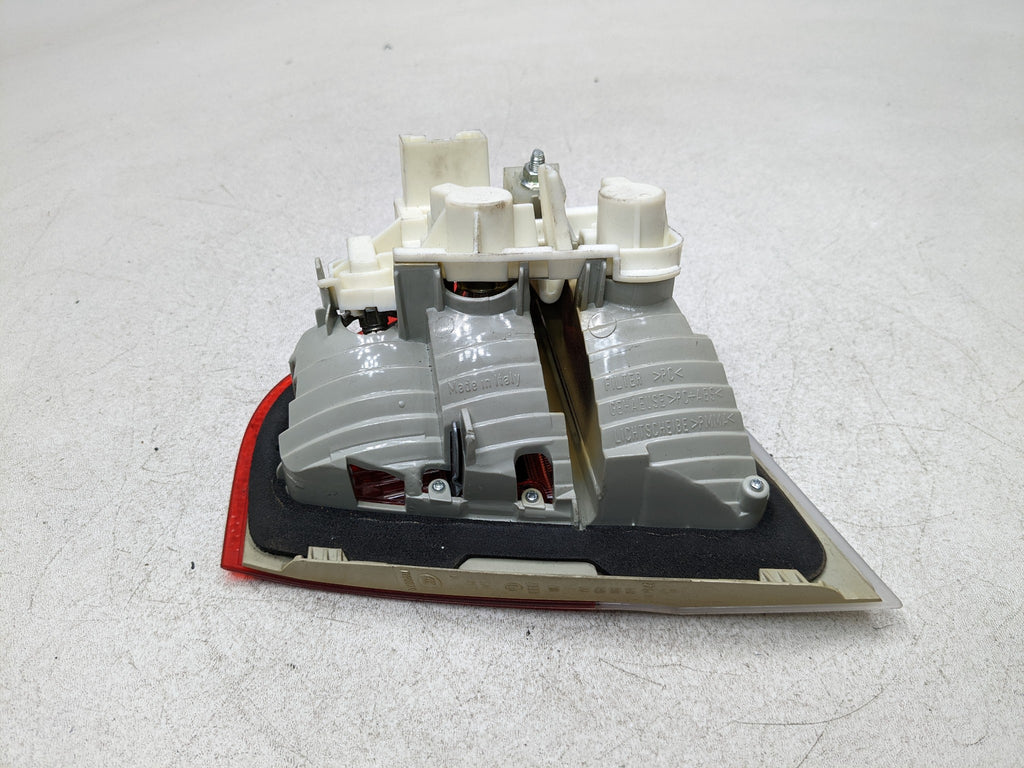 07 - 08 BMW 328I OEM INNER TRUNK DECKLID TAILLIGHT LAMP REAR LEFT DRIVER SIDE