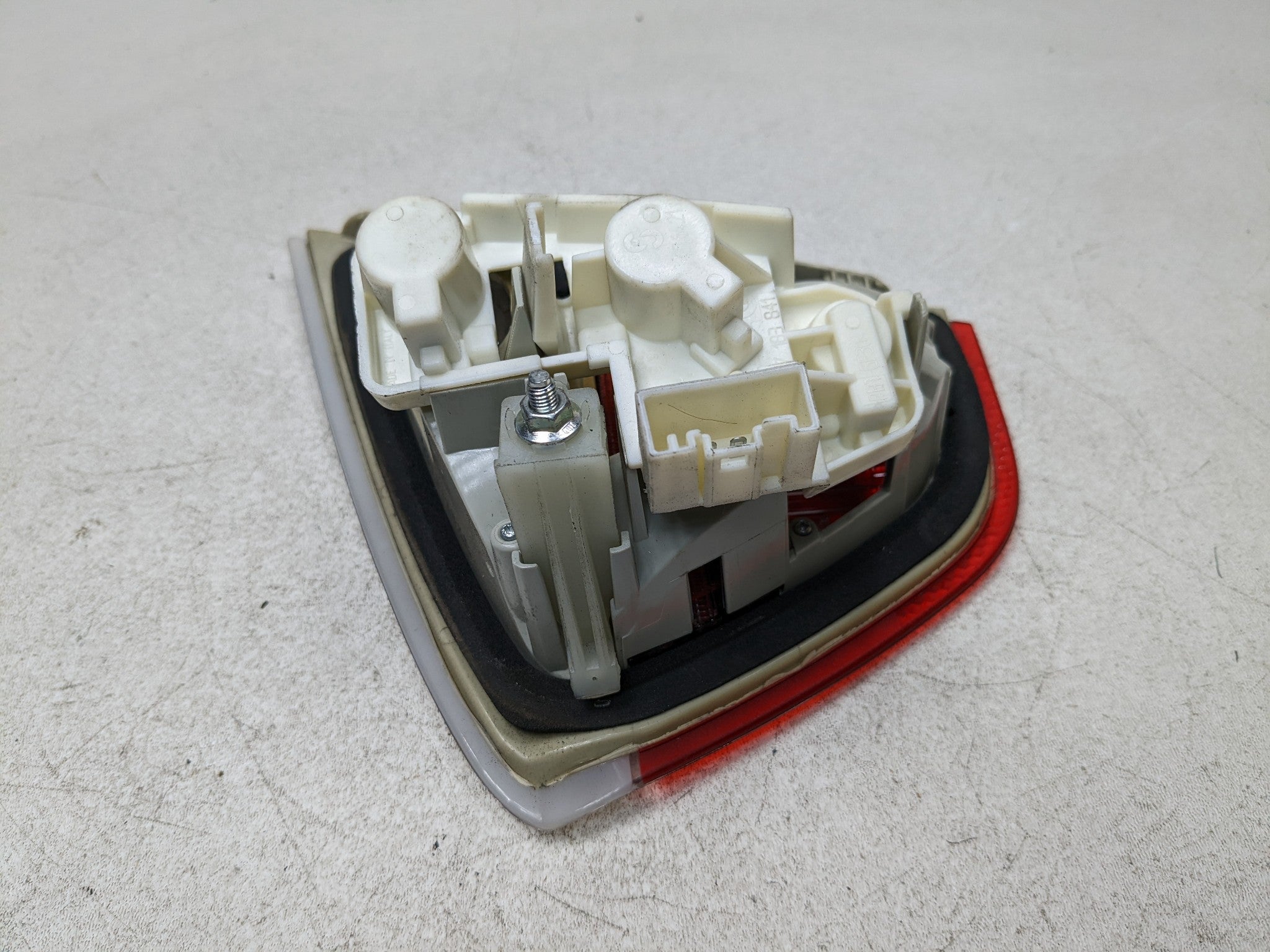 07 - 08 BMW 328I OEM INNER TRUNK DECKLID TAILLIGHT LAMP REAR LEFT DRIVER SIDE