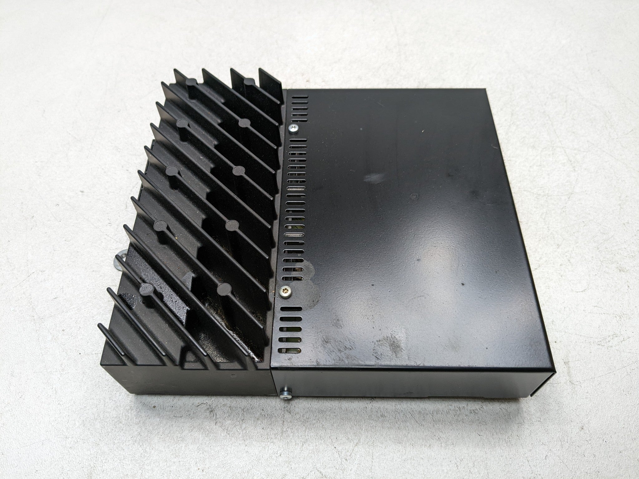 2007 - 2008 BMW 328I OEM RADIO STEREO AMPLIFIER UNIT AUDIO AND VISUAL EQUIPMENT