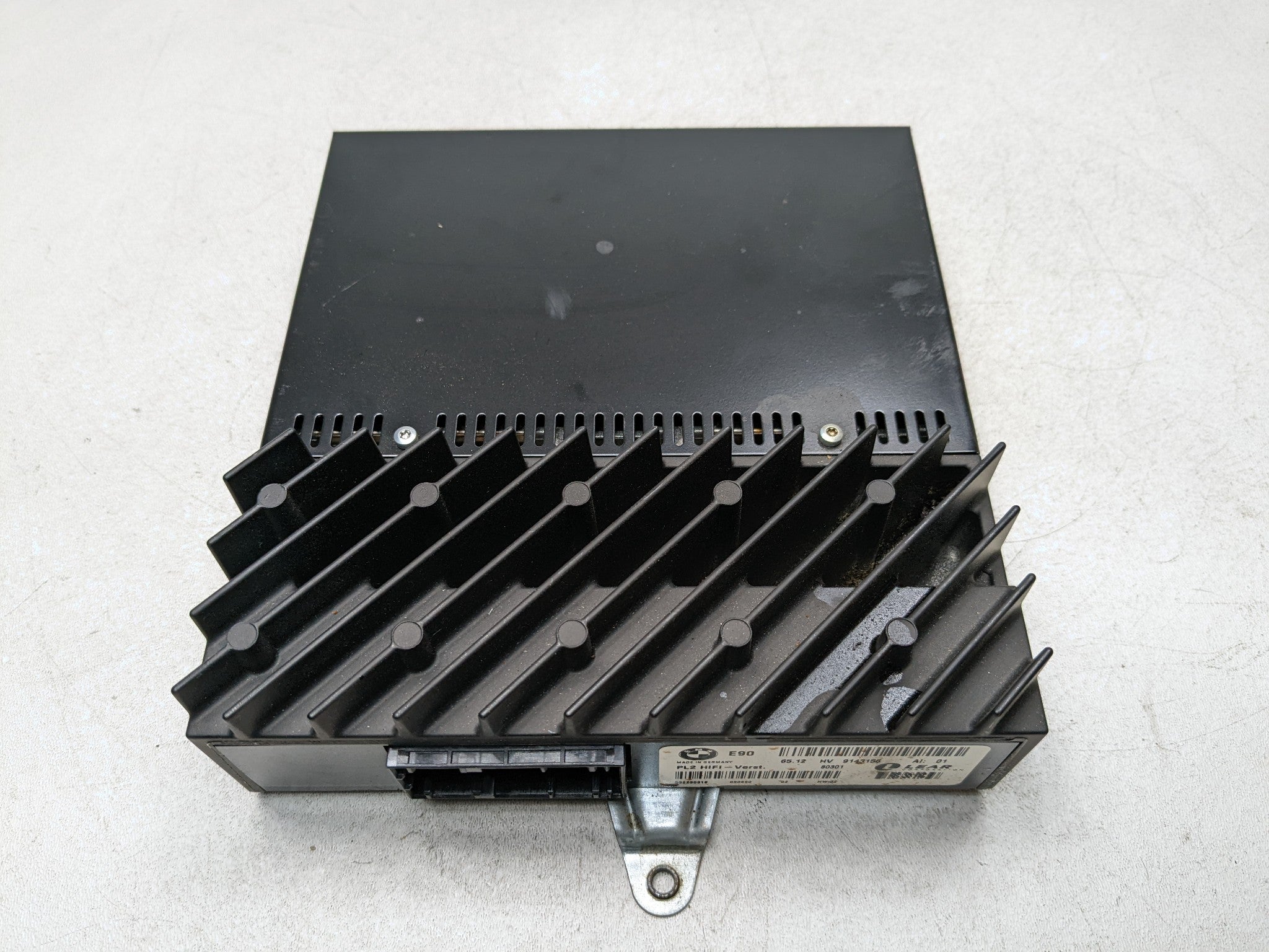2007 - 2008 BMW 328I OEM RADIO STEREO AMPLIFIER UNIT AUDIO AND VISUAL EQUIPMENT