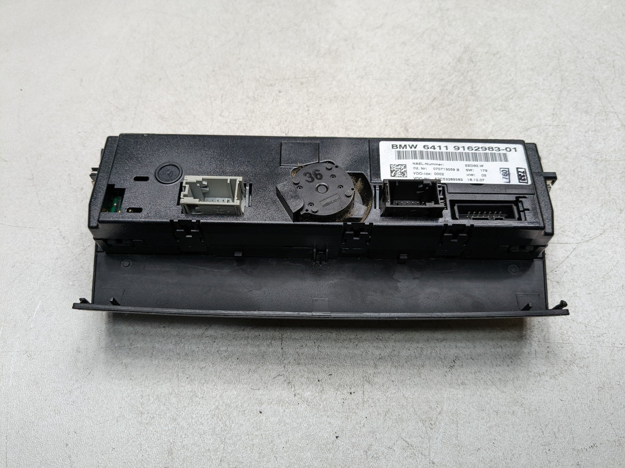 07 - 08 BMW 328I OEM AC HEATER CLIMATE TEMPERATURE CONTROL SWITCH PANEL FRONT