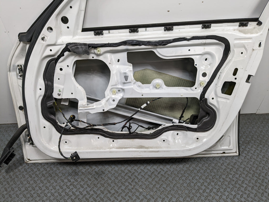 07 - 08 BMW 328I OEM DOOR SHELL PANEL ALPINE WHITE FRONT RIGHT PASSENGER SIDE