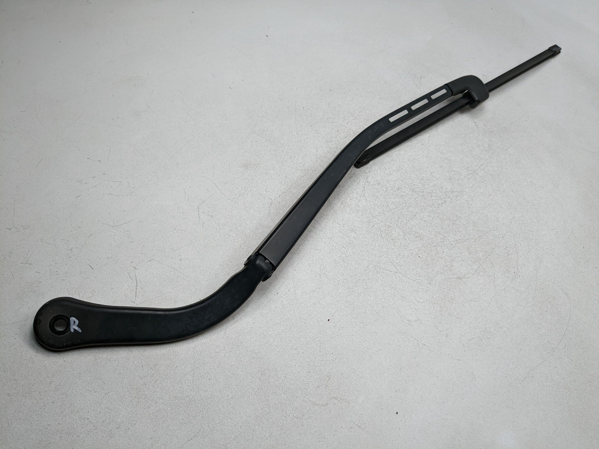 07 - 08 BMW 328I OEM WINDSHIELD WIPER ARM WITH BLADE FRONT RIGHT PASSENGER SIDE