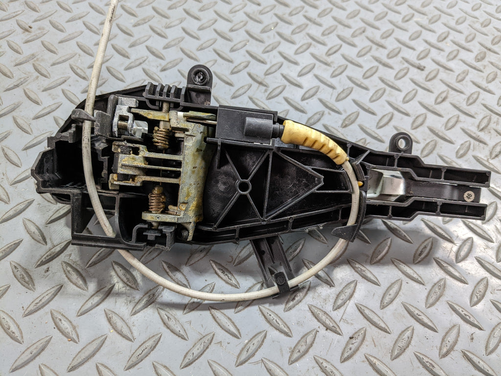 07 - 08 BMW 328I OEM EXTERIOR DOOR HANDLE ALPINE WHITE REAR RIGHT PASSENGER SIDE