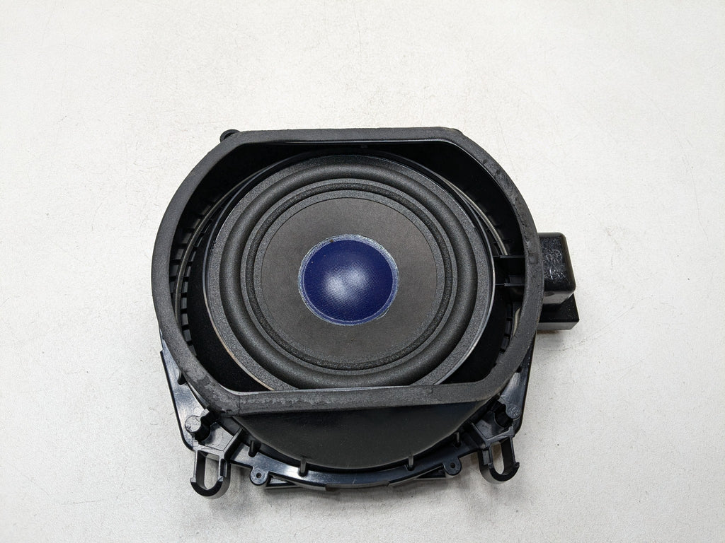 2007 - 2010 BMW X5 OEM SUBWOOFER SPEAKER AUDIO BASSBOX LEFT DRIVER SIDE FLOOR