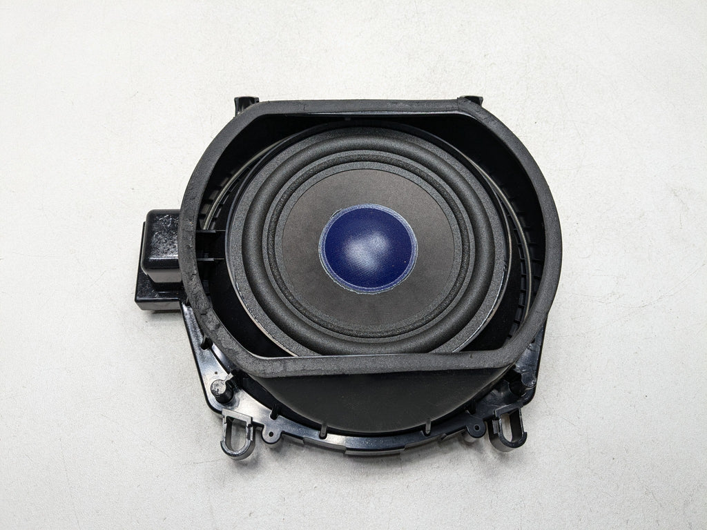 2007 - 2010 BMW X5 OEM SUBWOOFER SPEAKER AUDIO BASSBOX LEFT DRIVER SIDE FLOOR