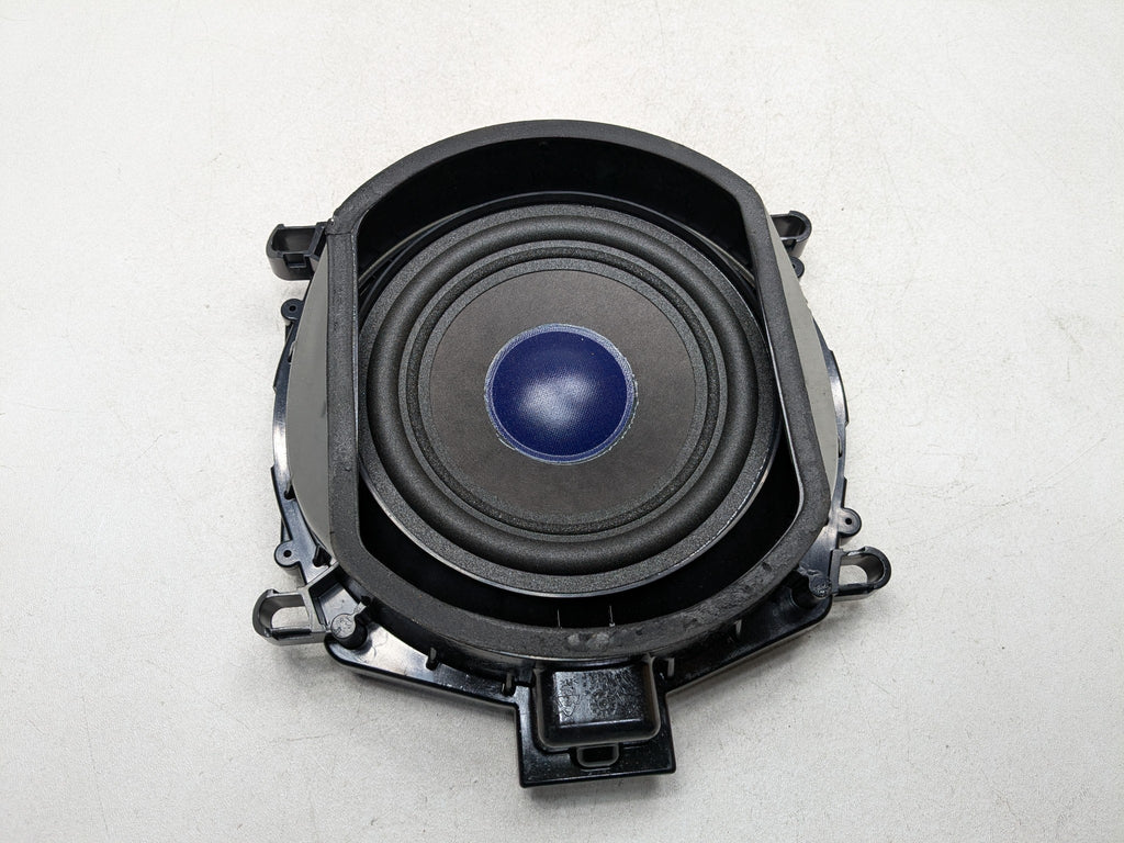 2007 - 2010 BMW X5 OEM SUBWOOFER SPEAKER AUDIO BASSBOX LEFT DRIVER SIDE FLOOR