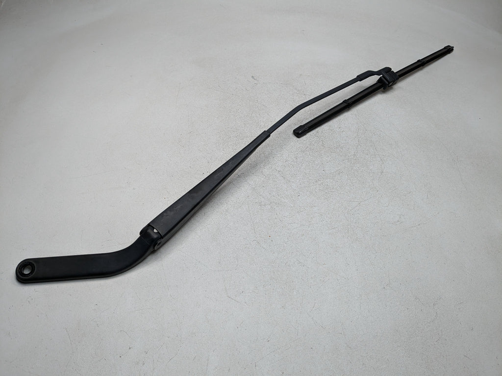07 - 10 BMW X5 OEM WINDSHIELD WIPER ARM WITH BLADE FRONT RIGHT PASSENGER SIDE