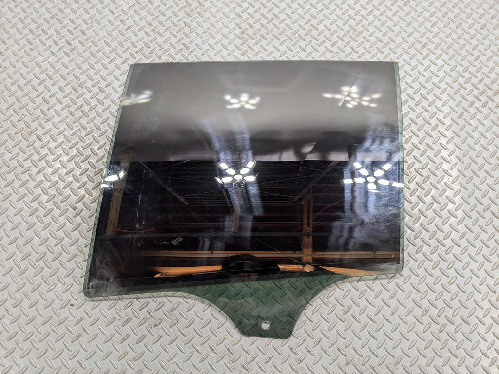 07 - 10 BMW X5 OEM DOOR WINDOW GLASS WITH PRIVACY TINT REAR RIGHT PASSENGER SIDE