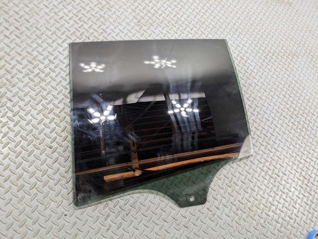 07 - 10 BMW X5 OEM DOOR WINDOW GLASS WITH PRIVACY TINT REAR RIGHT PASSENGER SIDE