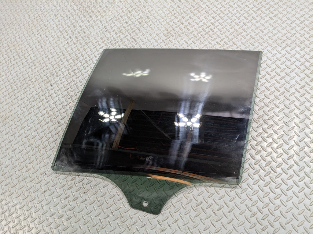 07 - 10 BMW X5 OEM DOOR WINDOW GLASS WITH PRIVACY TINT REAR RIGHT PASSENGER SIDE