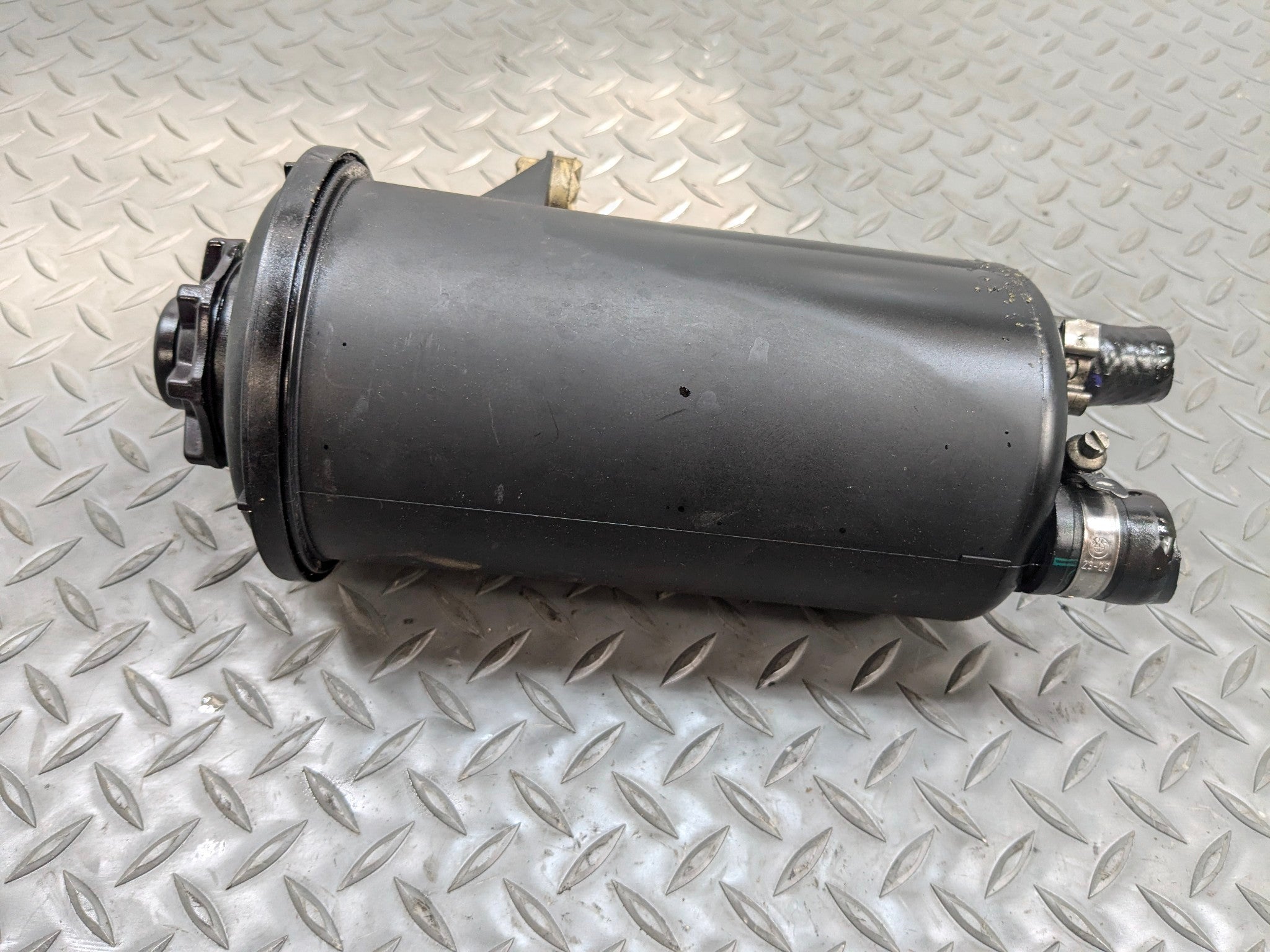 2007 - 2010 BMW X5 OEM POWER STEERING RESERVOIR TANK BOTTLE PLASTIC ASSEMBLY