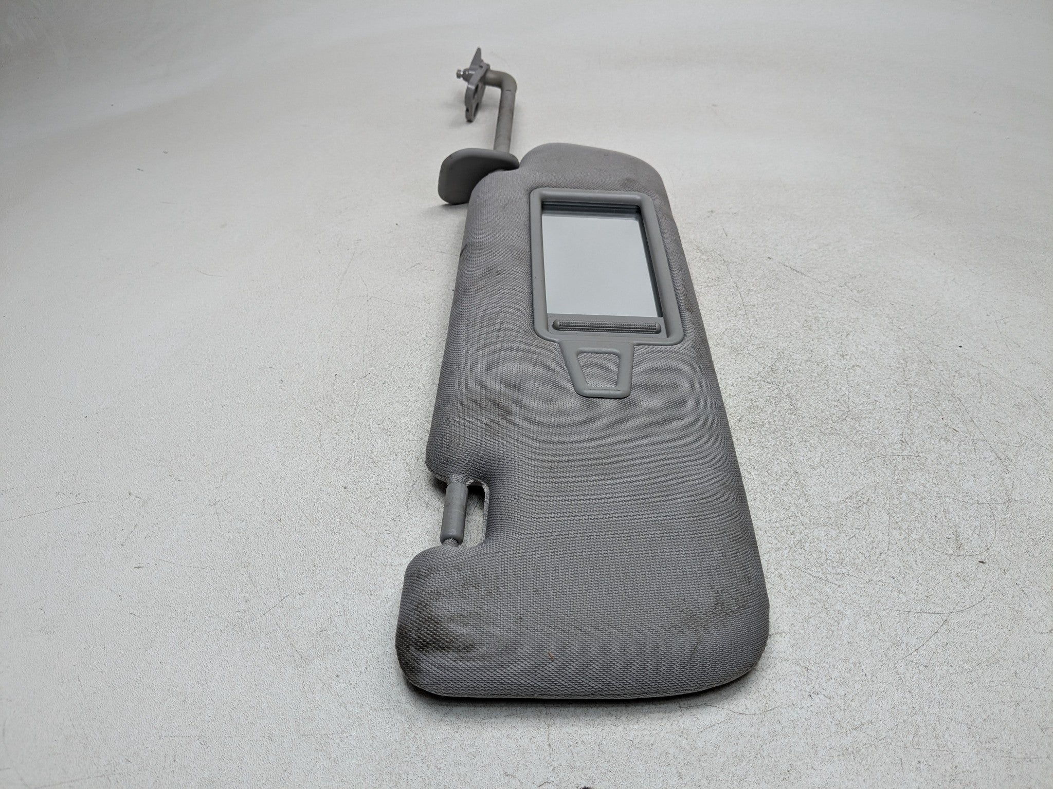 2011 - 2013 HYUNDAI SONATA OEM SUN VISOR INTERIOR UPPER ROOF FRONT RIGHT SIDE