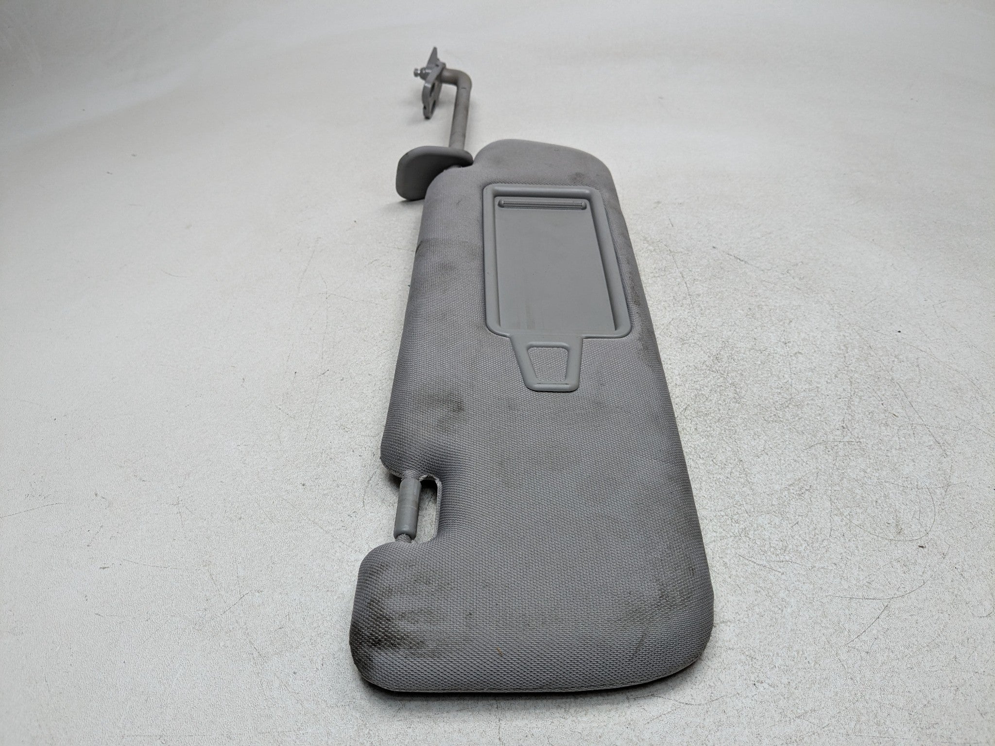 2011 - 2013 HYUNDAI SONATA OEM SUN VISOR INTERIOR UPPER ROOF FRONT RIGHT SIDE