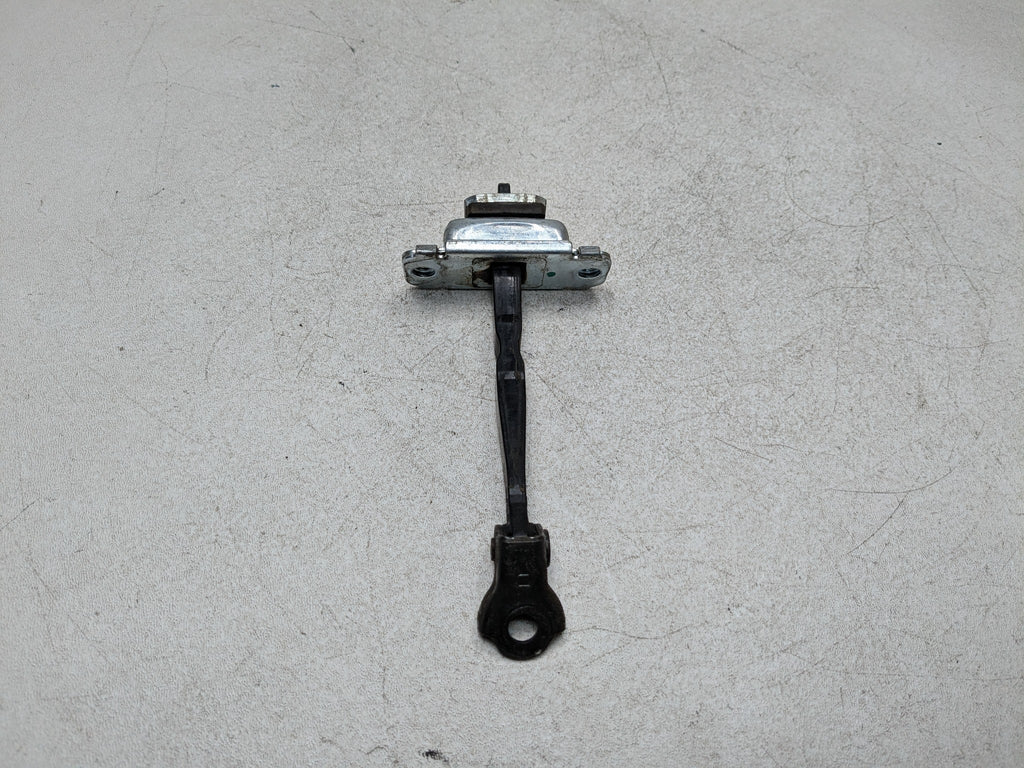 2011 - 2013 HYUNDAI SONATA OEM DOOR STOPPER CHECK STRAP REAR LEFT DRIVER SIDE