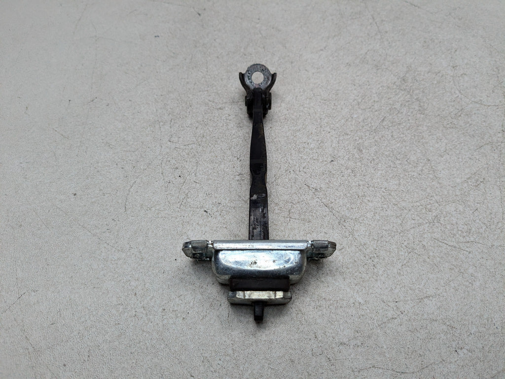 2011 - 2013 HYUNDAI SONATA OEM DOOR STOPPER CHECK STRAP REAR LEFT DRIVER SIDE