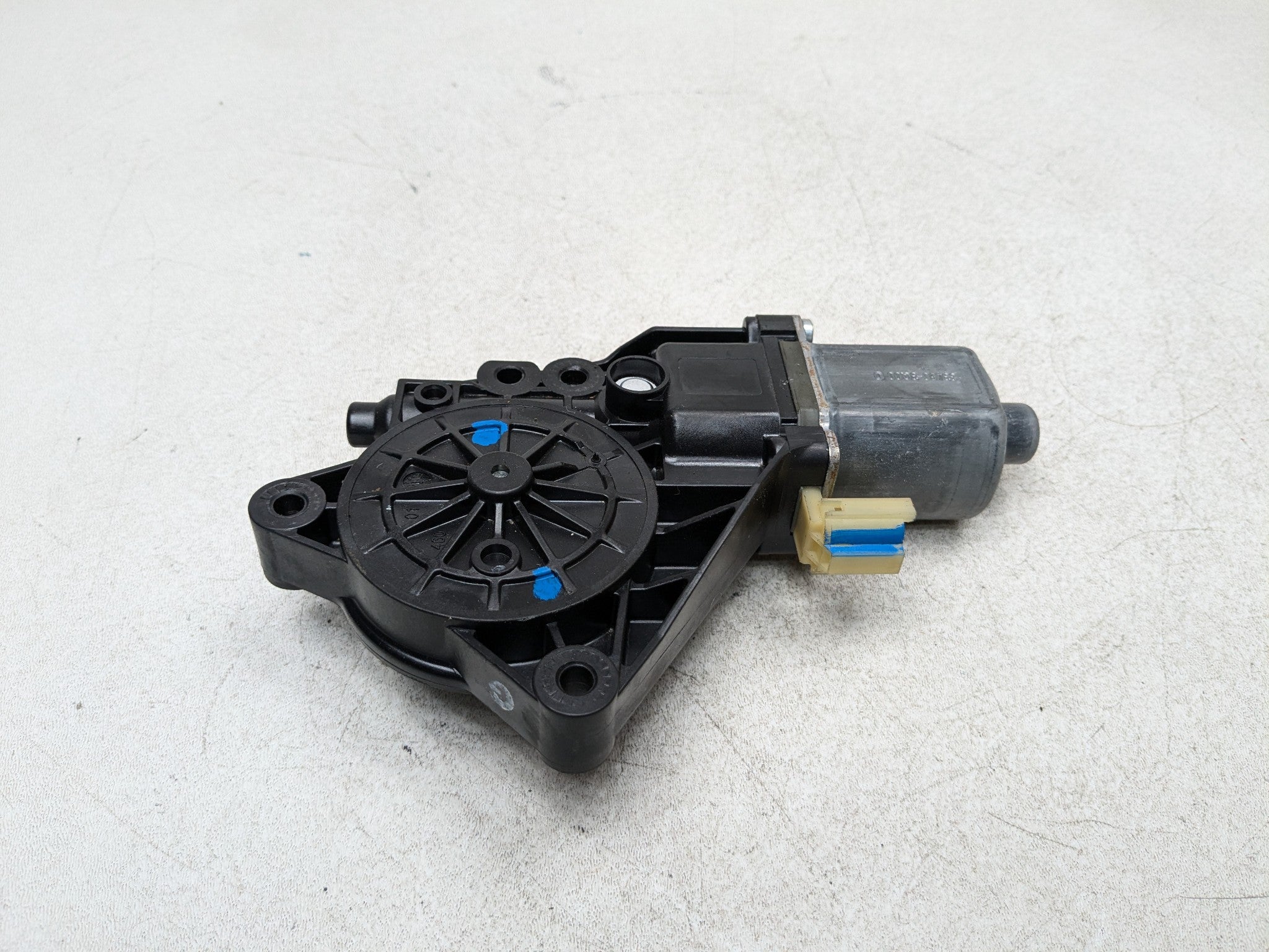 2011 - 2013 HYUNDAI SONATA OEM POWER WINDOW MOTOR REAR LEFT SIDE VIN C 8TH DIGIT