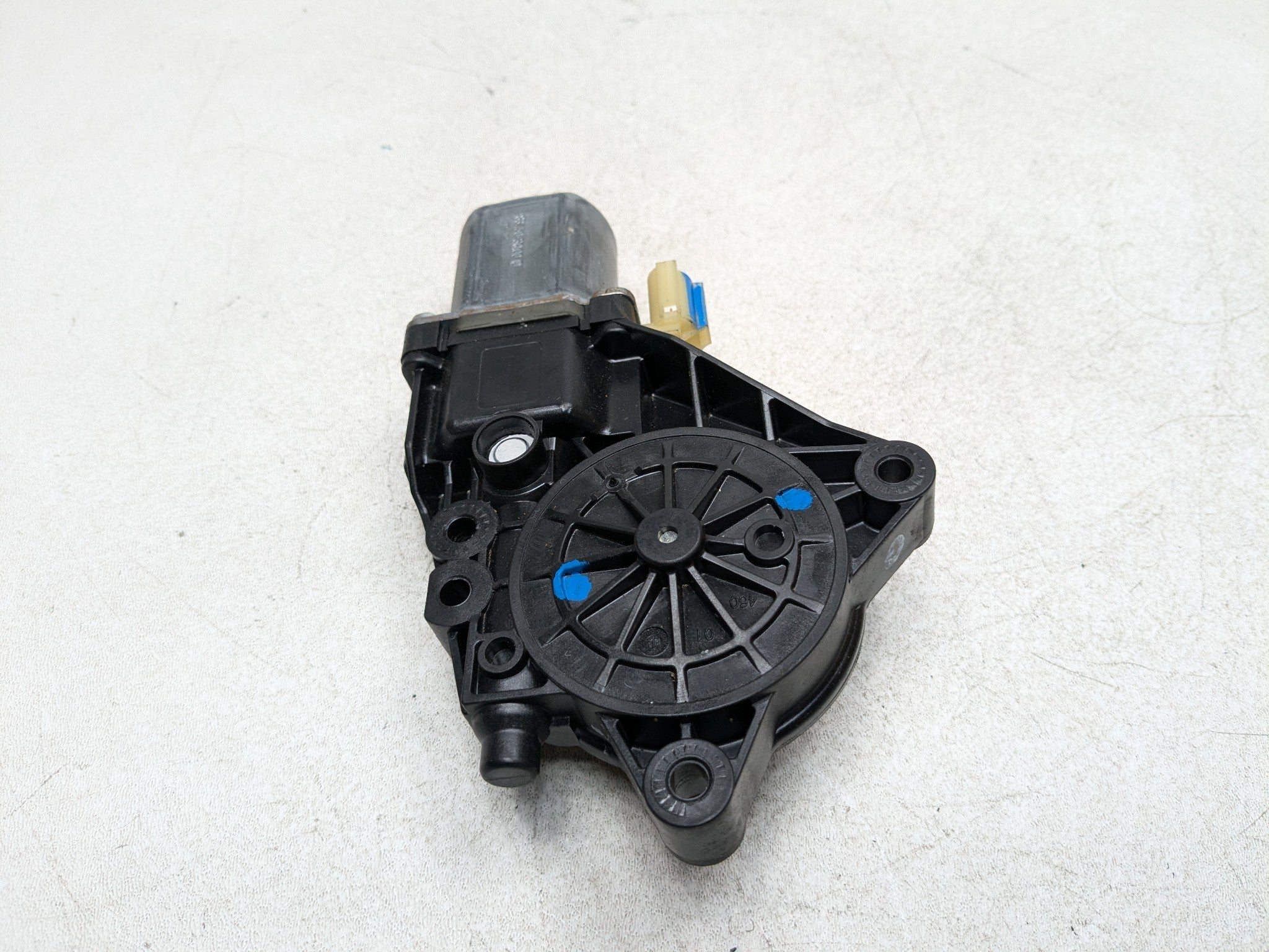 2011 - 2013 HYUNDAI SONATA OEM POWER WINDOW MOTOR REAR LEFT SIDE VIN C 8TH DIGIT