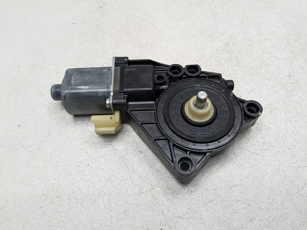 2011 - 2013 HYUNDAI SONATA OEM POWER WINDOW MOTOR REAR LEFT SIDE VIN C 8TH DIGIT