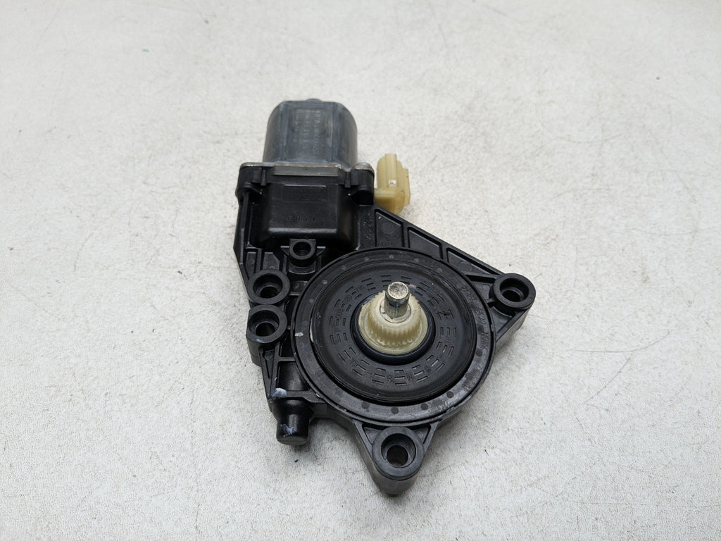 2011 - 2013 HYUNDAI SONATA OEM POWER WINDOW MOTOR REAR RIGHT PASSENGER SIDE