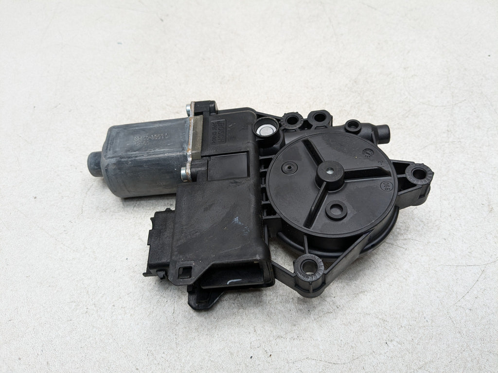 2011 - 2013 HYUNDAI SONATA OEM POWER WINDOW MOTOR FRONT LEFT DRIVER SIDE