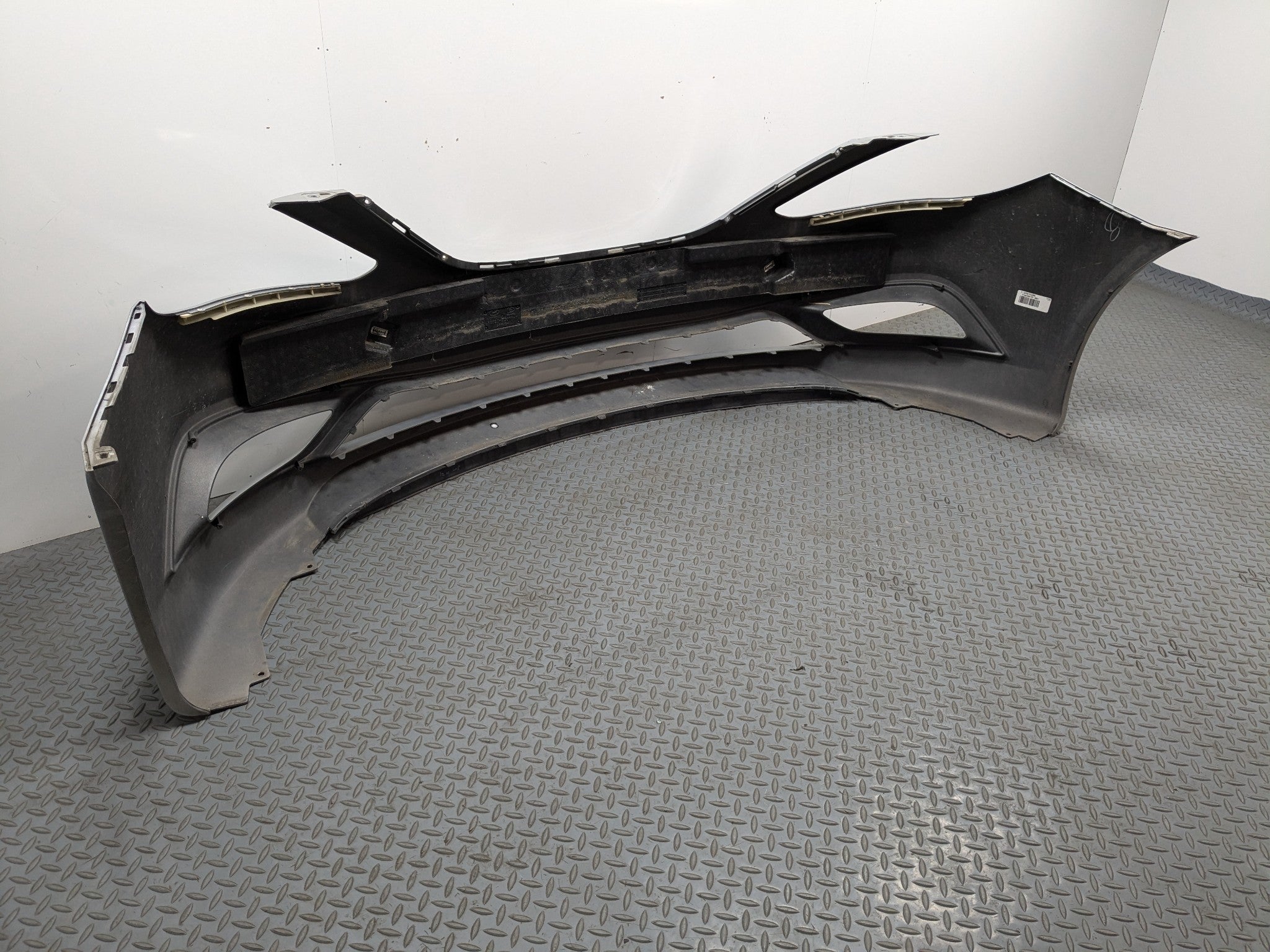 2011 - 2013 HYUNDAI SONATA OEM FRONT BUMPER COVER PANEL ASSEMBLY RADIANT SILVER