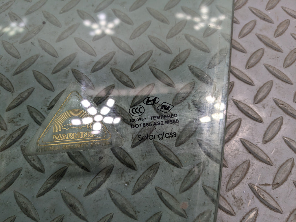 2011 - 2013 HYUNDAI SONATA OEM WINDOW GLASS DOOR SOLAR FRONT LEFT DRIVER SIDE