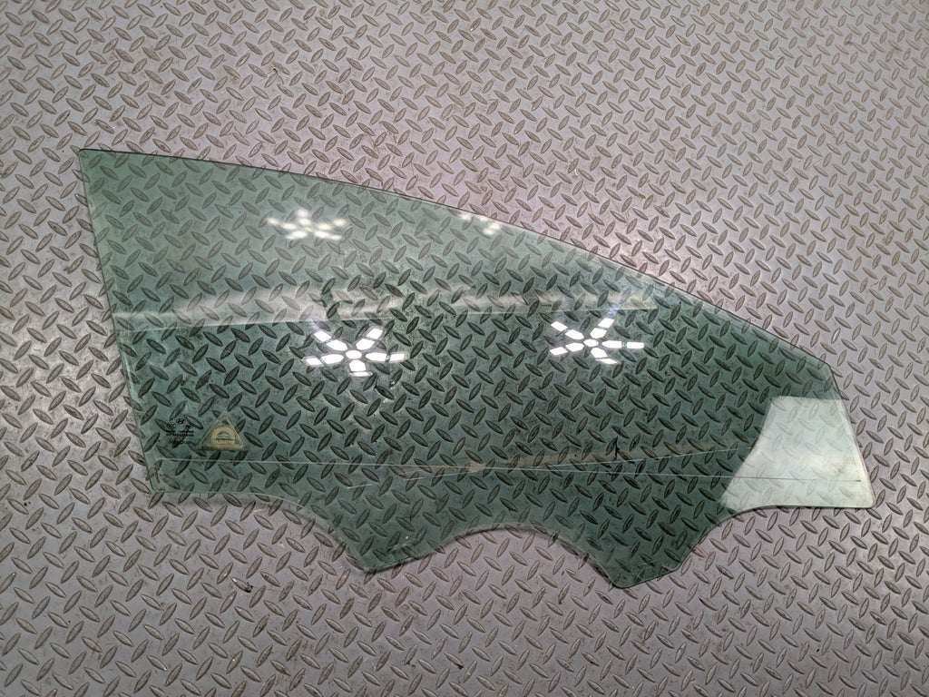 2011 - 2013 HYUNDAI SONATA OEM WINDOW GLASS DOOR SOLAR FRONT RIGHT PASSENGER